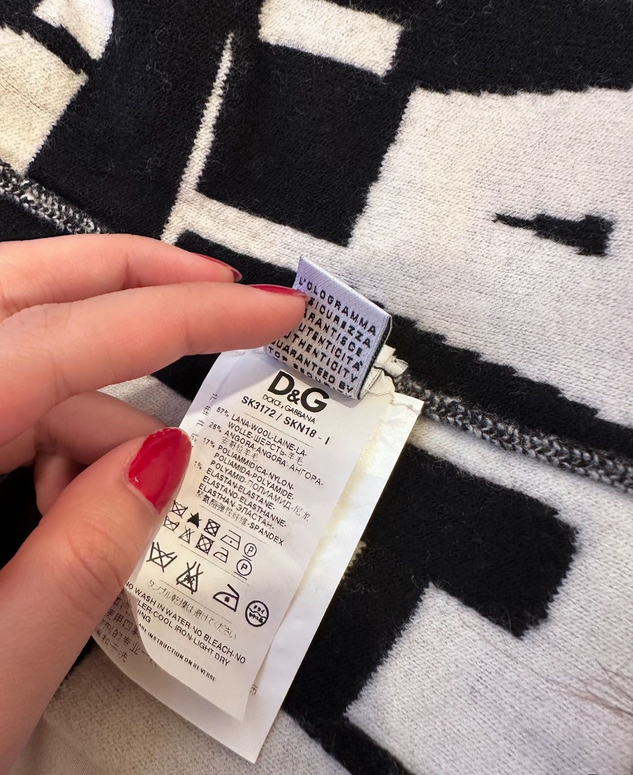 Dolce & Gabbana DOLCE & GABBANA RARE RUNWAY WOOL SKIRT Size 38" / US 16 / IT 52 - 7 Thumbnail