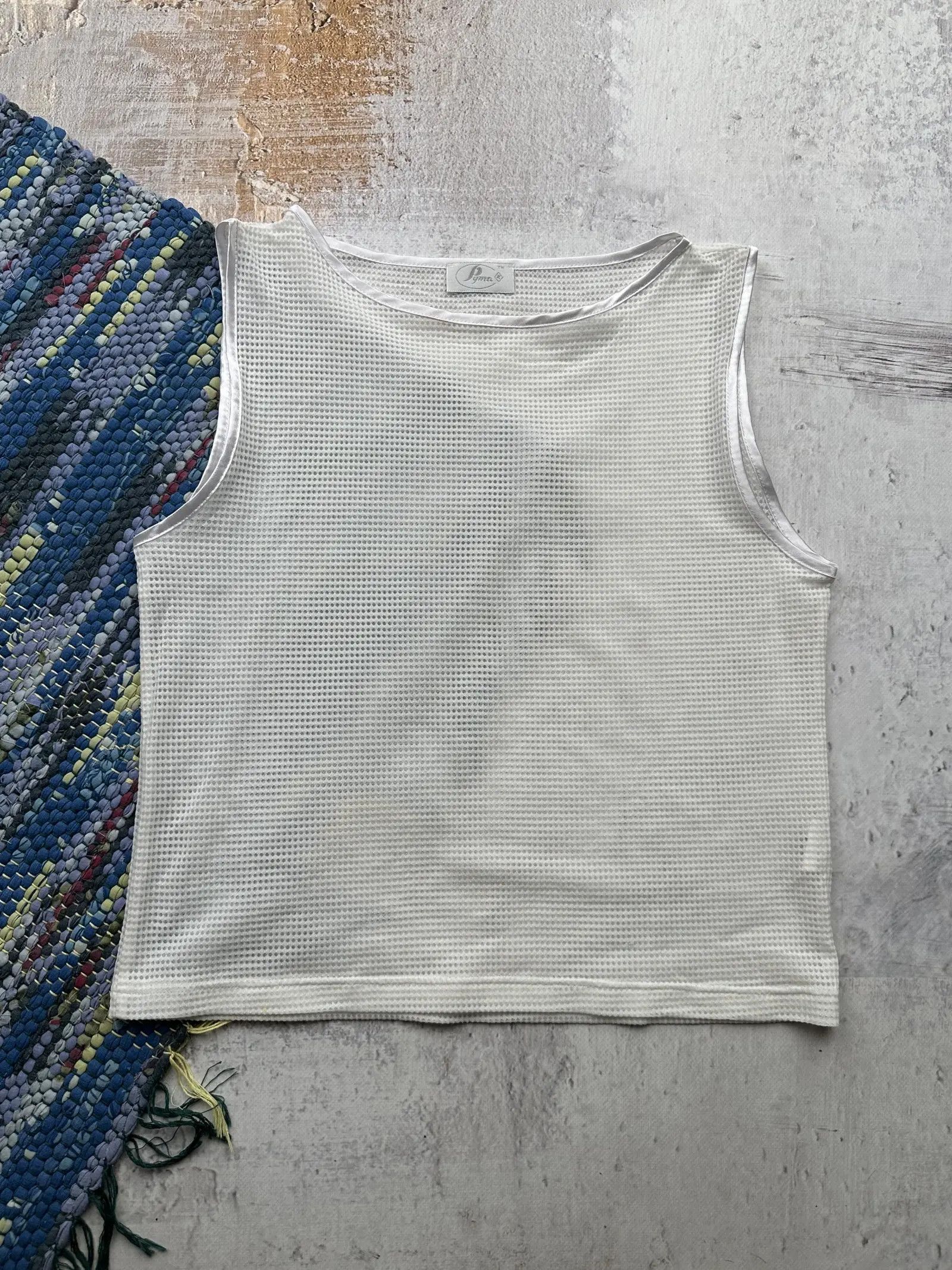 Vintage Vintage Mesh Tank Top A475(522) Size M / US 6-8 / IT 42-44 - 1 Thumbnail