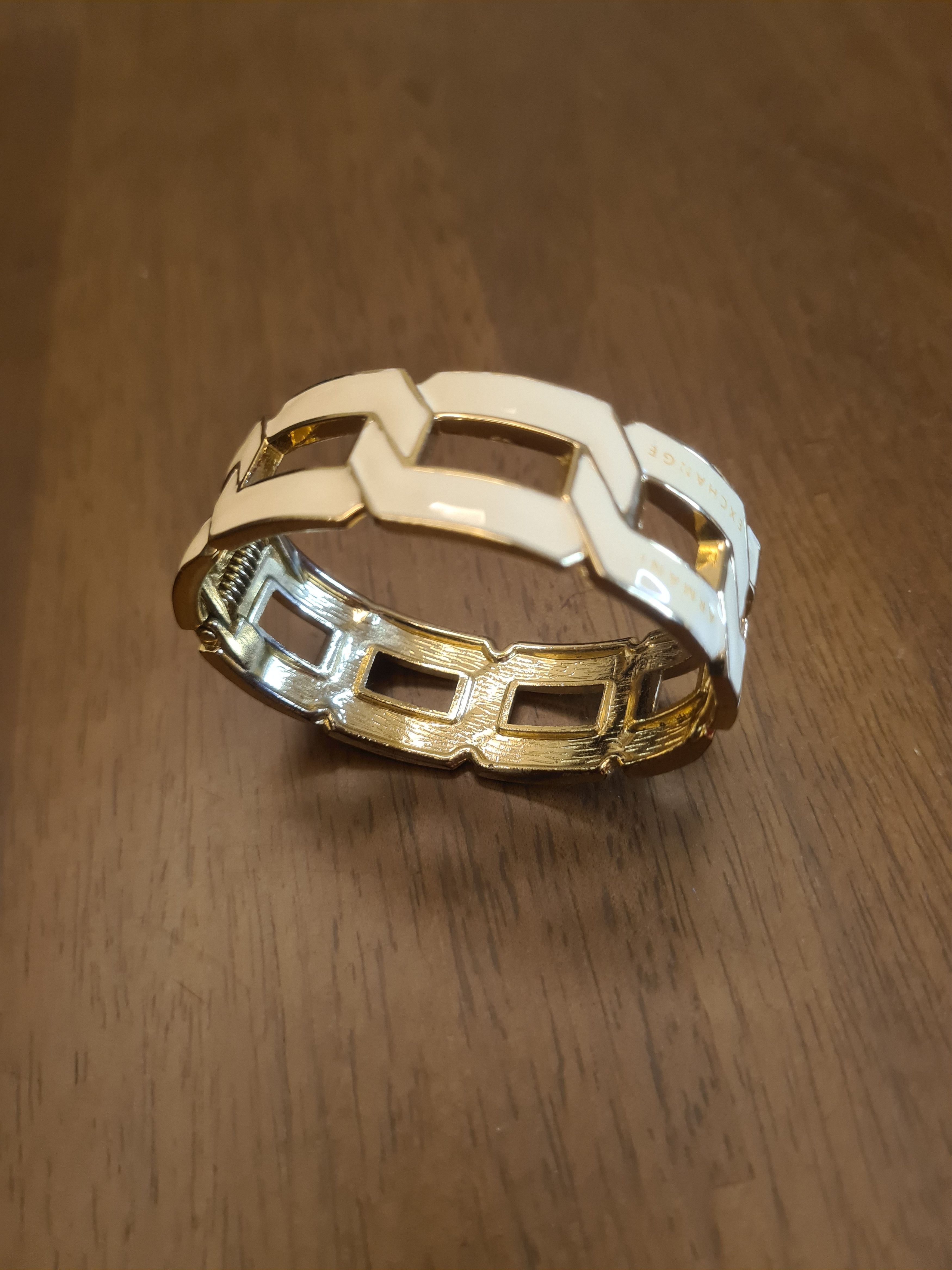 Armani Exchange Armani exchange white enamel gold hinge bracelet Size ONE SIZE - 6 Thumbnail