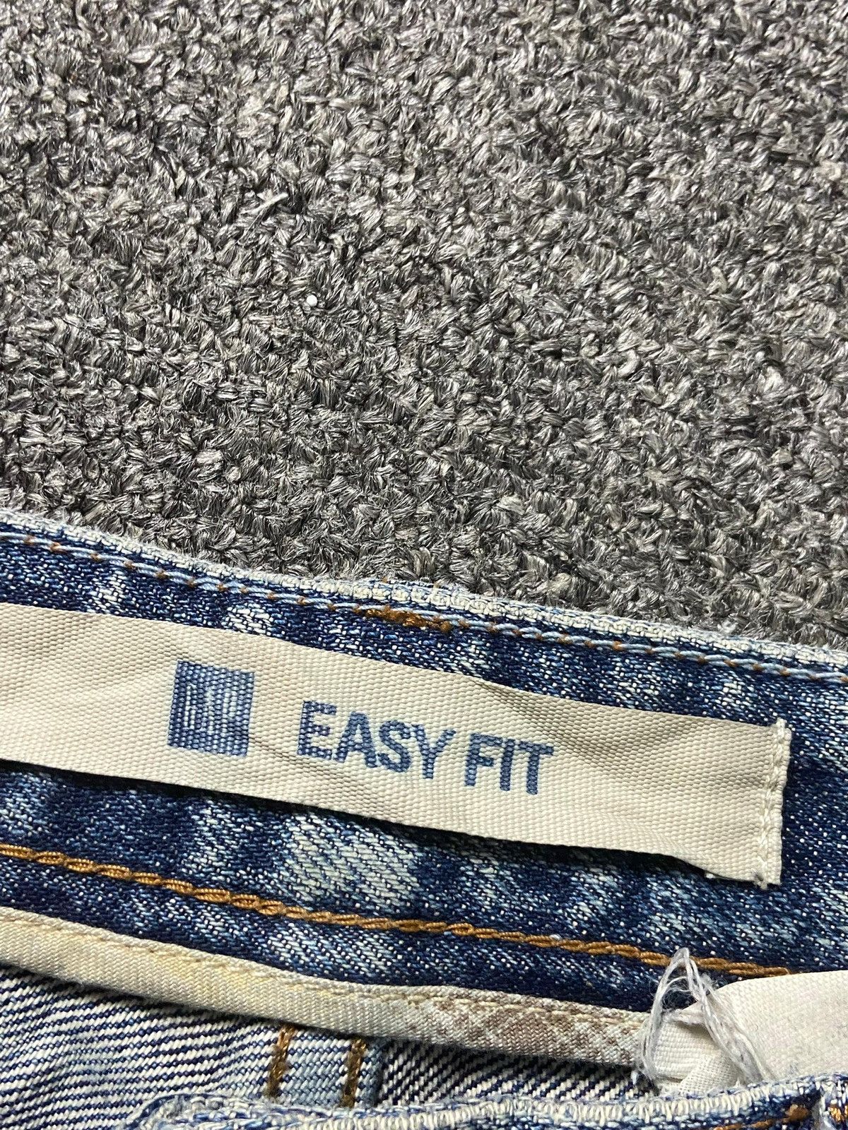Gap × Japanese Brand × Vintage Vintage GAP Easy Fit Distressed Denim Jeans (132) Size US 32 / EU 48 - 3 Thumbnail