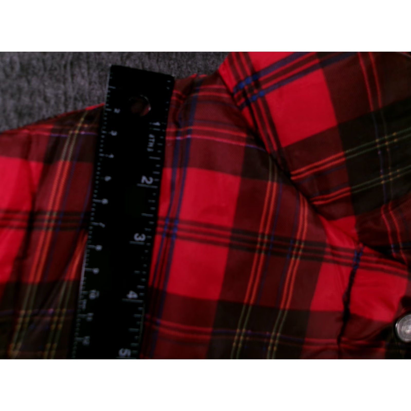 Jones New York VINTAGE Jones New York Sport Vest Womens Small Plaid Puffer Sleeveless 90s Red Black Slim Fit Size S / US 4 / IT 40 - 4 Thumbnail