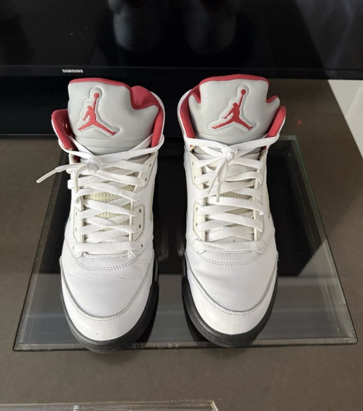 Jordan Brand Jordan 5 Fire Red Size US 9 / EU 42 - 3 Thumbnail