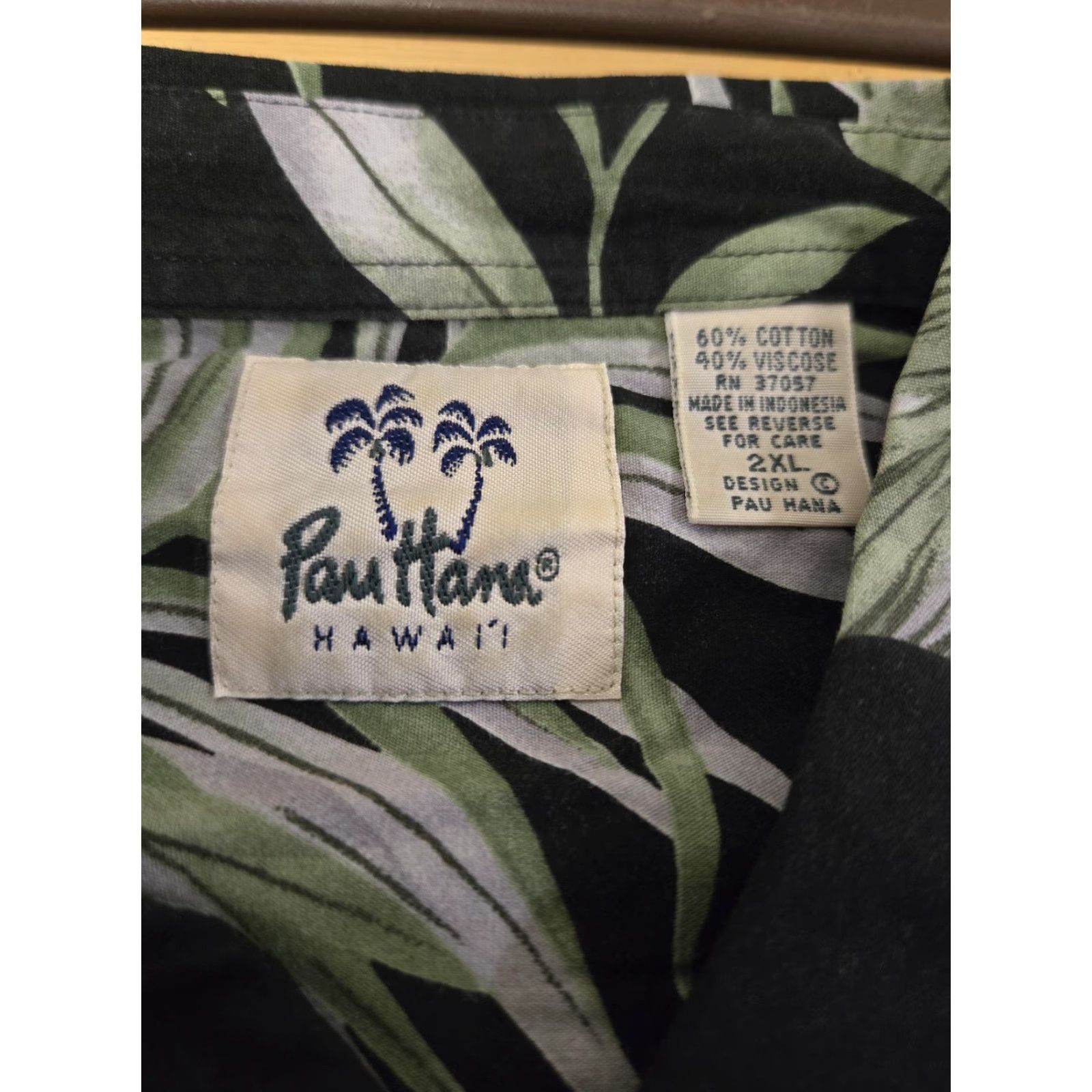 Vintage VINTAGE Pau Hana Shirt Mens 2XL Black Hawaiian Aloha Camp Button Up Tropical Leaf Print Size US XXL / EU 58 / 5 - 4 Thumbnail