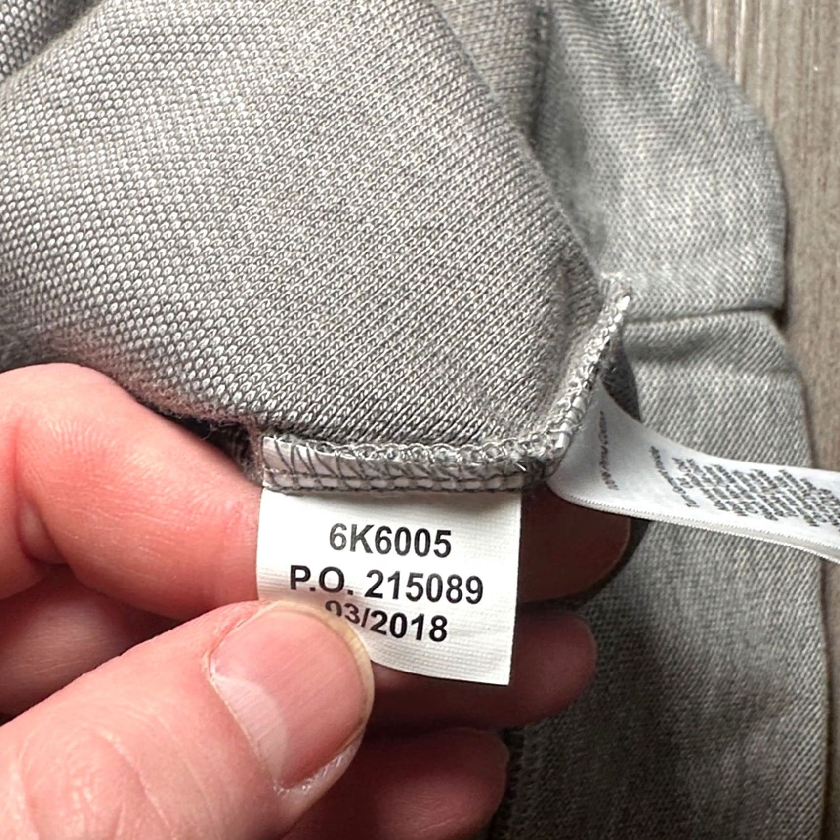 Vineyard Vines Vineyard Vines Gray Pima Cotton Knit Quarter Zip Pullover - L Shirt Men Gray Subtle Team TCU Horned Frogs 90s? Size US L / EU 52-54 / 3 - 7 Thumbnail