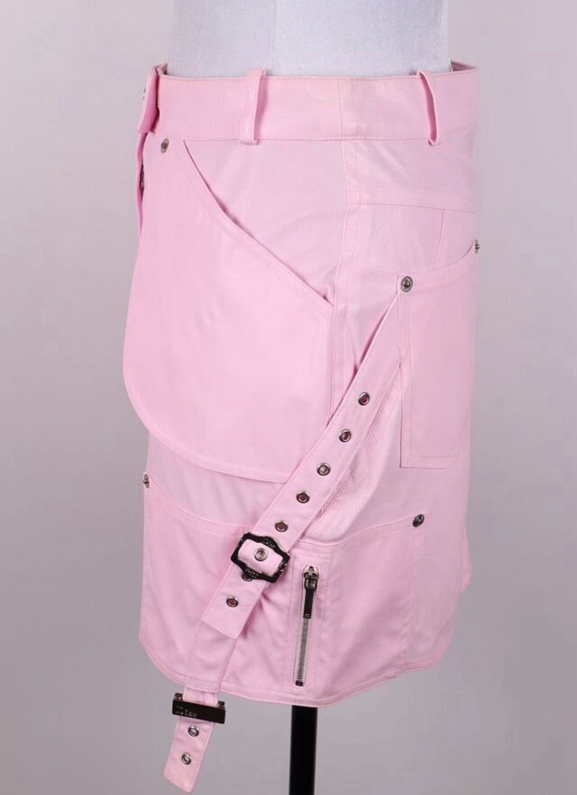 Dior Christian Dior Galliano 2003 Rockstar Pink Belt Detail Skirt Size 26" / US 2 / IT 38 - 2 Thumbnail