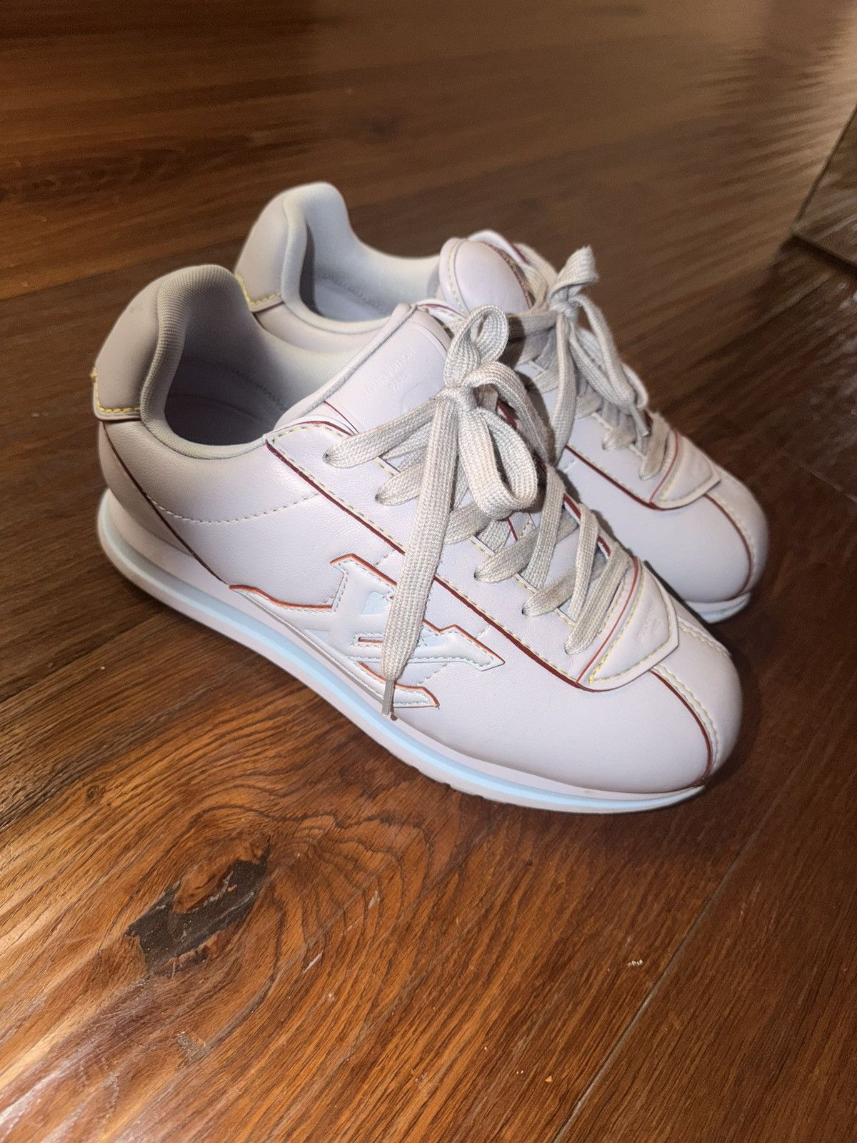 Louis Vuitton Louis Vuitton Sneakers Size US 8 / EU 41 - 1 Thumbnail