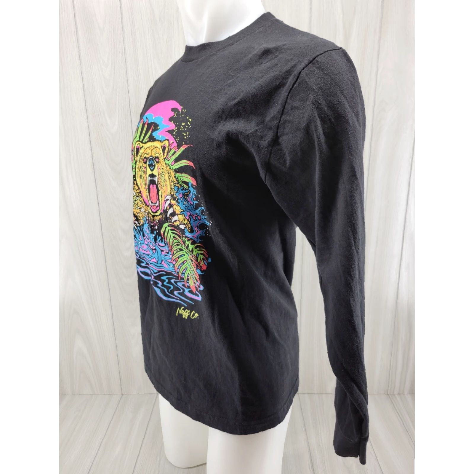 Vintage Neff Mens Long sleeve Shirt Black Size Medium Neon Bear Shirt Men Knit Cotton Logo Print T-Shirt Solid Size US M / EU 48-50 / 2 - 3 Thumbnail