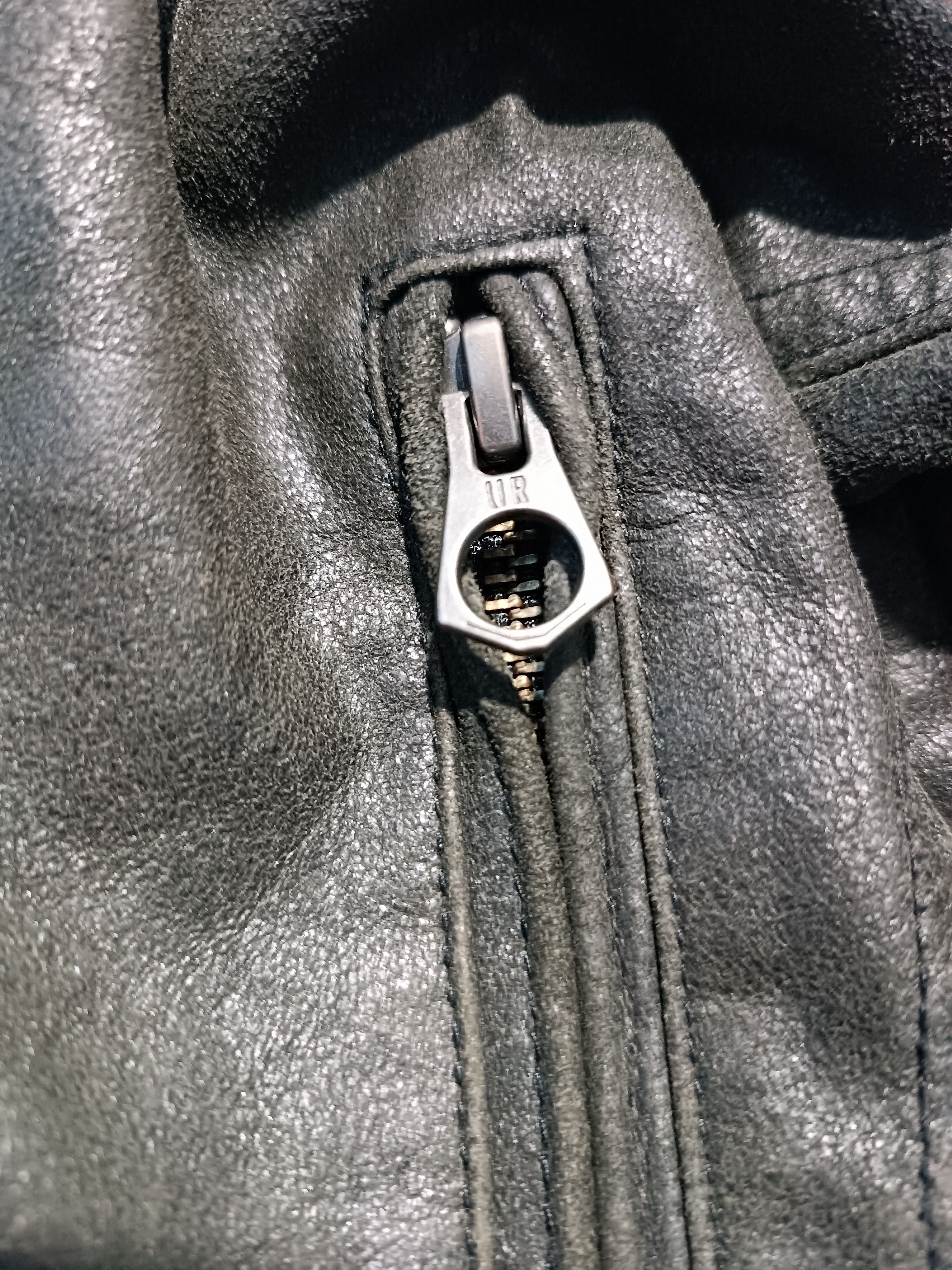 Japanese Brand Vintage Distressed Black Leather Jacket Biker Style Size US L / EU 52-54 / 3 - 8 Thumbnail