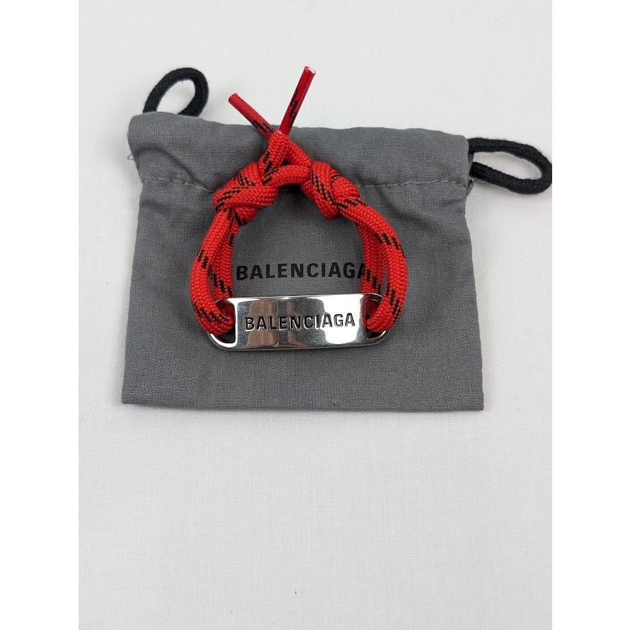 Balenciaga o1rshd1 Q:3 / Size: OS / Plaque Bracelet in Red Size ONE SIZE - 9 Thumbnail