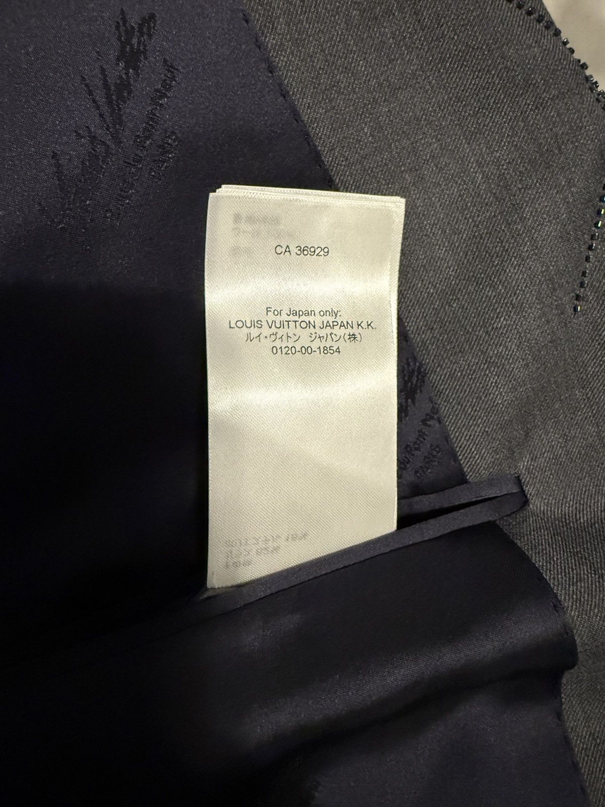 Louis Vuitton Louis Vuitton Evening Cut Away Jacket (1AAV14) Size 50R - 25 Thumbnail