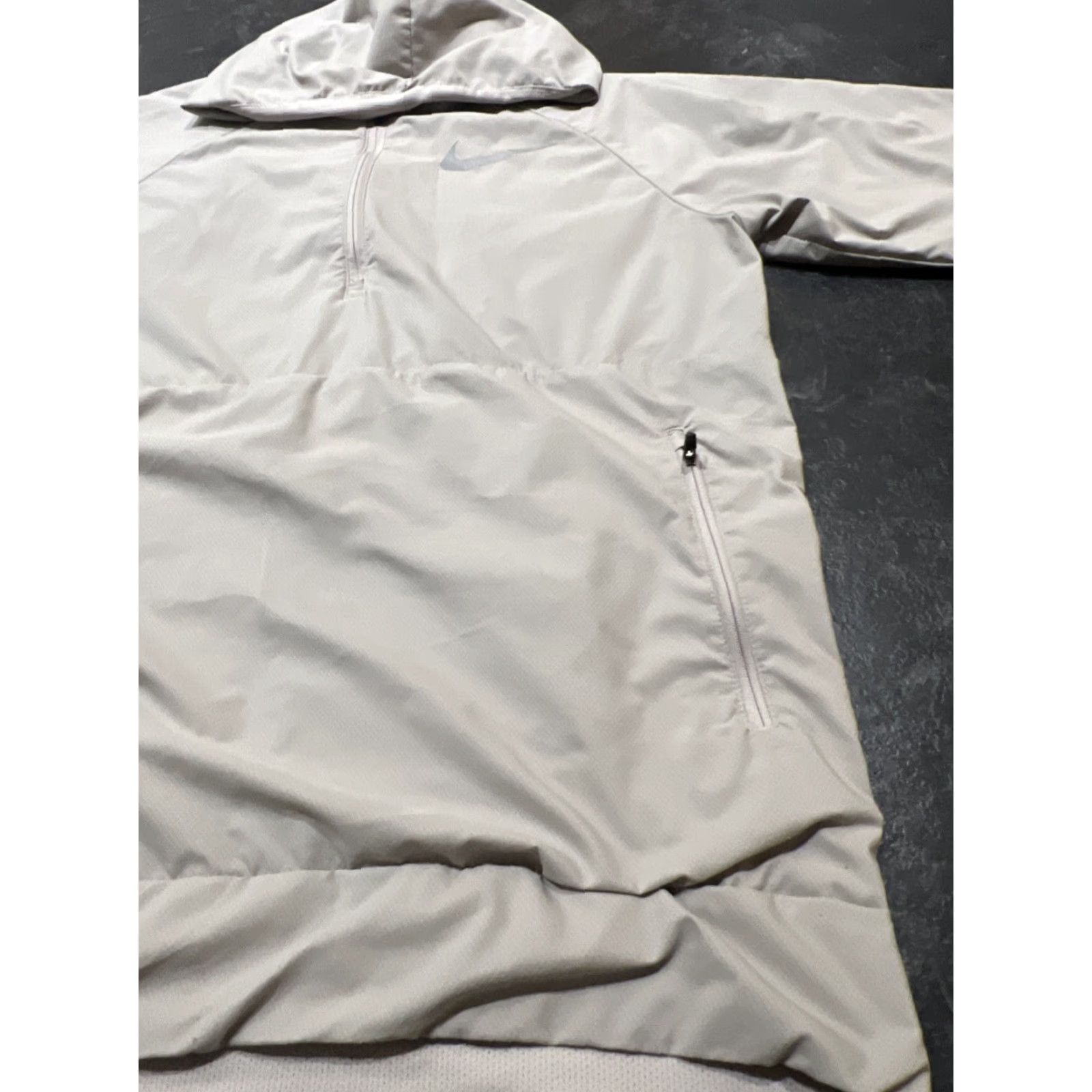 Nike Nike Running Hoodie Mens M Short Sleeve Pullover 1/4 Zip Taupe Standard Fit Size US M / EU 48-50 / 2 - 4 Thumbnail