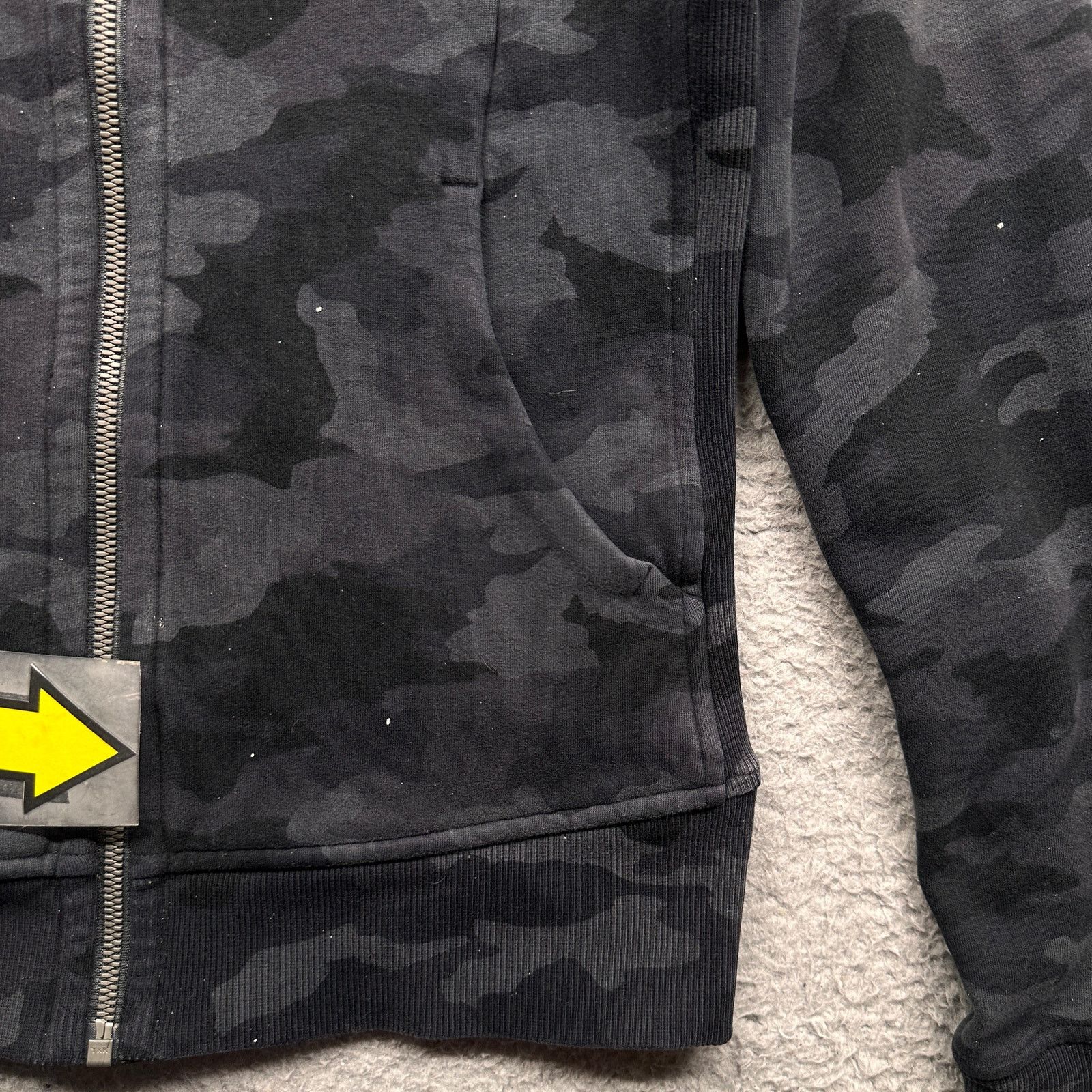 Lululemon Lululemon Scuba Hoodie Jacket Women 6 Camouflage Black Gray Size M / US 6-8 / IT 42-44 - 11 Thumbnail