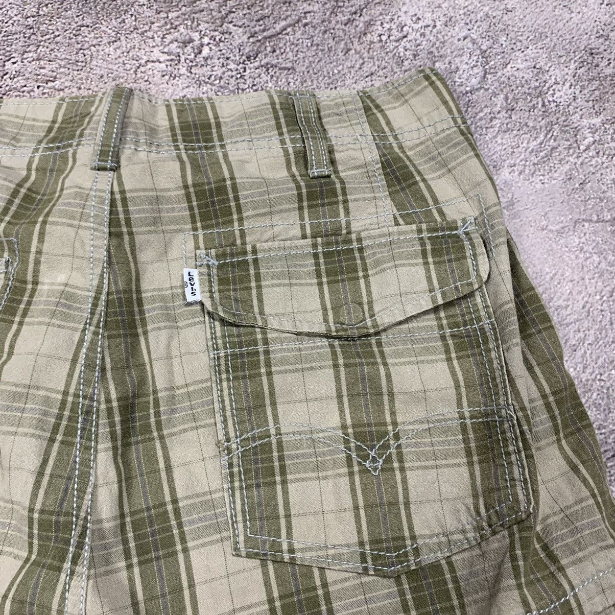 Vintage Vintage Y2K Baggy Cargo Shorts Streetwear Skate Logo 30 Size US 30 / EU 46 - 5 Thumbnail