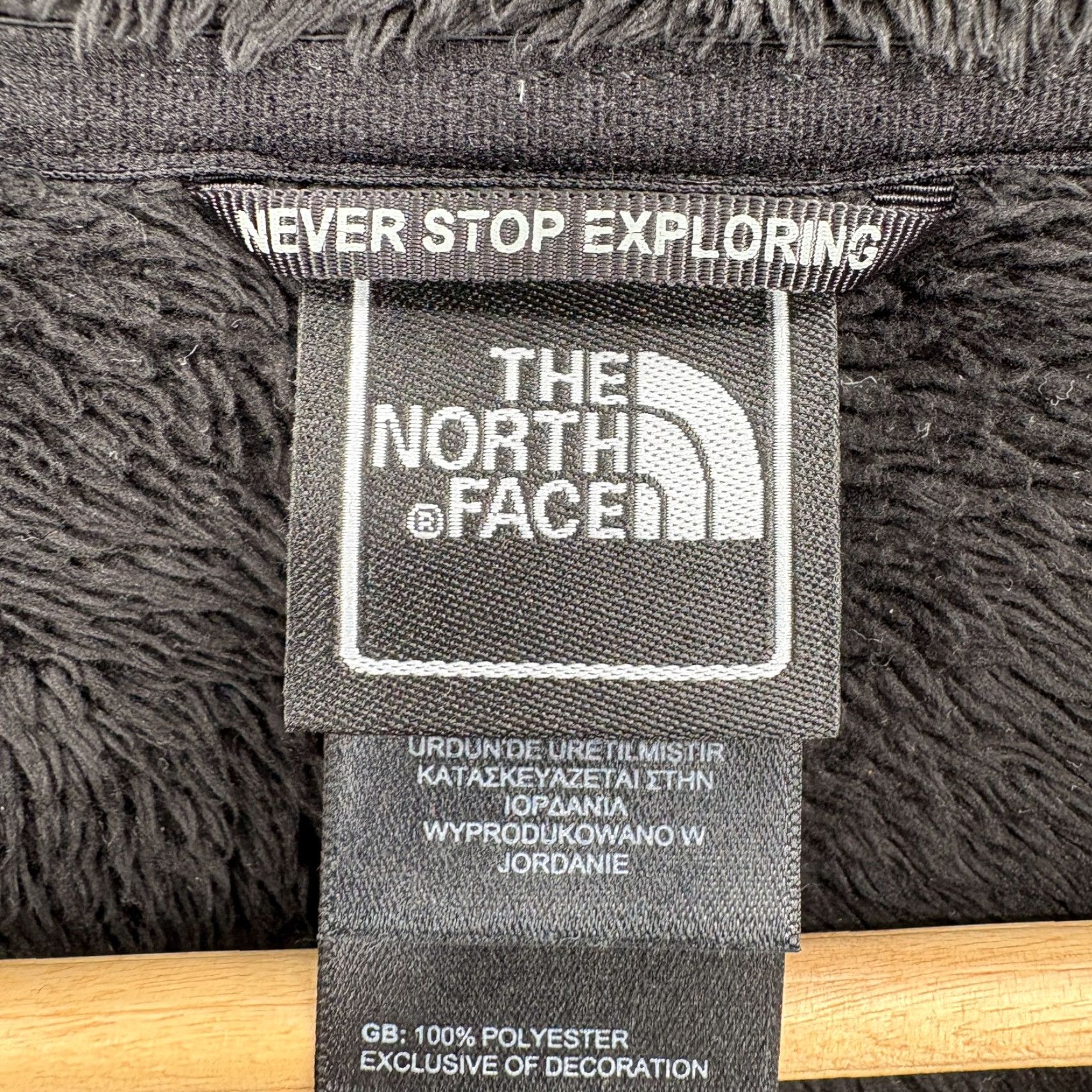 The North Face The North Face Osito 2 Fleece Jacket Womens Small Black Full Zip Hiking Outdoors Size S / US 4 / IT 40 - 4 Thumbnail