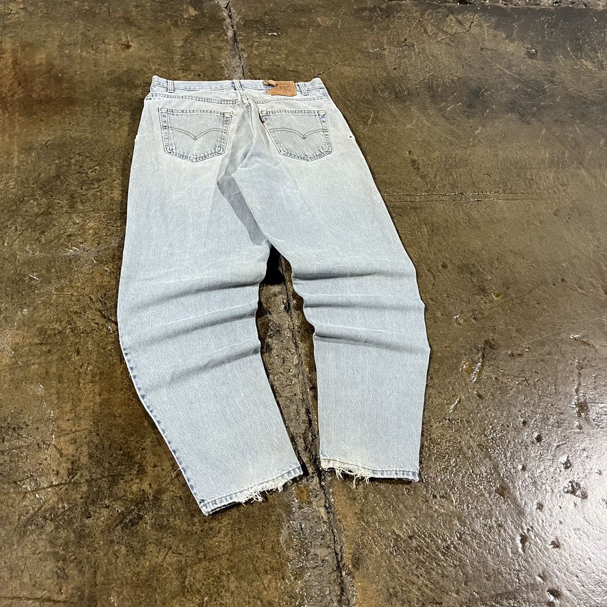 Levi's × Vintage Crazy Vintage 90s Levi's 560 Faded Baggy Loose Fit Jeans Size US 36 / EU 52 - 3 Thumbnail