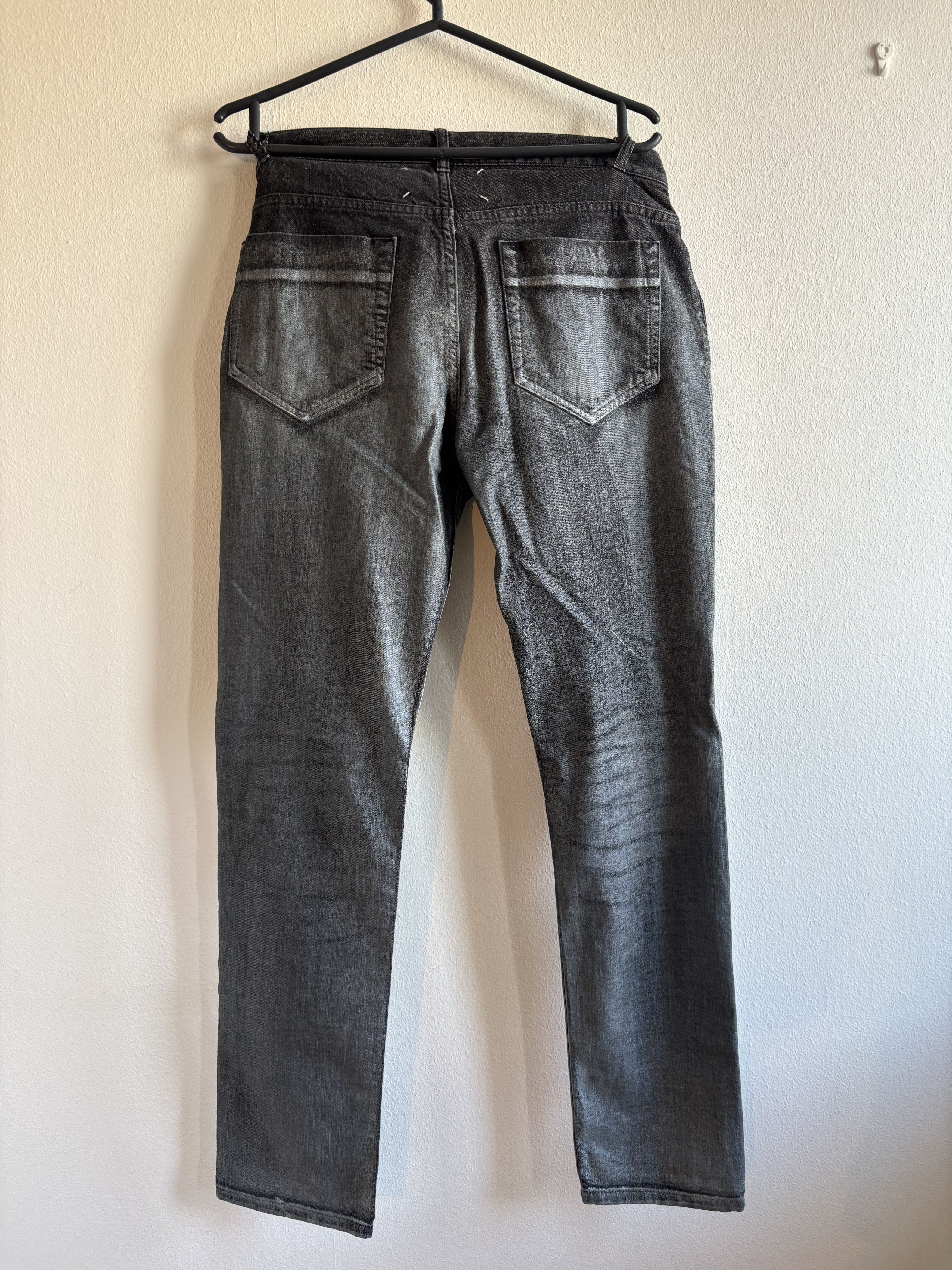 Maison Margiela Maison Margiela Grey Fade Denim Size US 32 / EU 48 - 2 Thumbnail