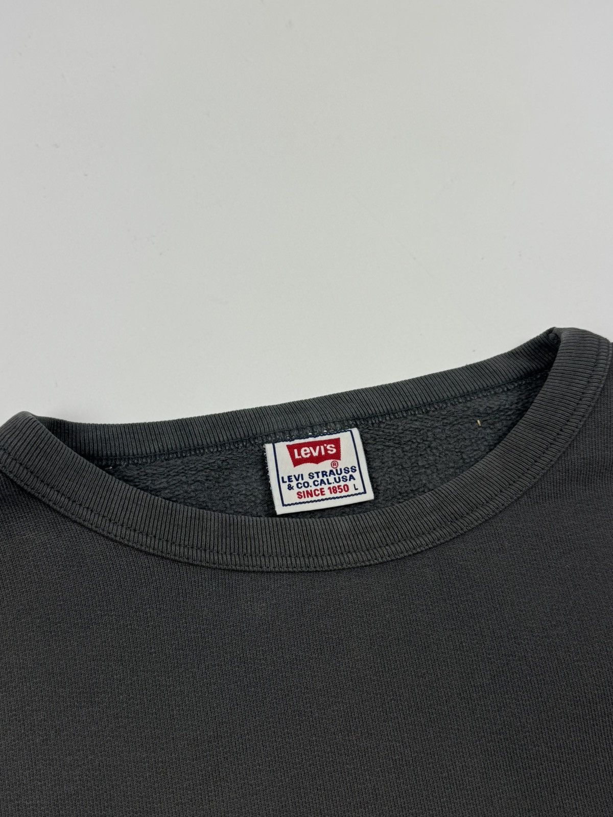 Levi's × Vintage 1990’s Faded Vintage Levi’s Oversized Sweatshirt Size US L / EU 52-54 / 3 - 9 Thumbnail