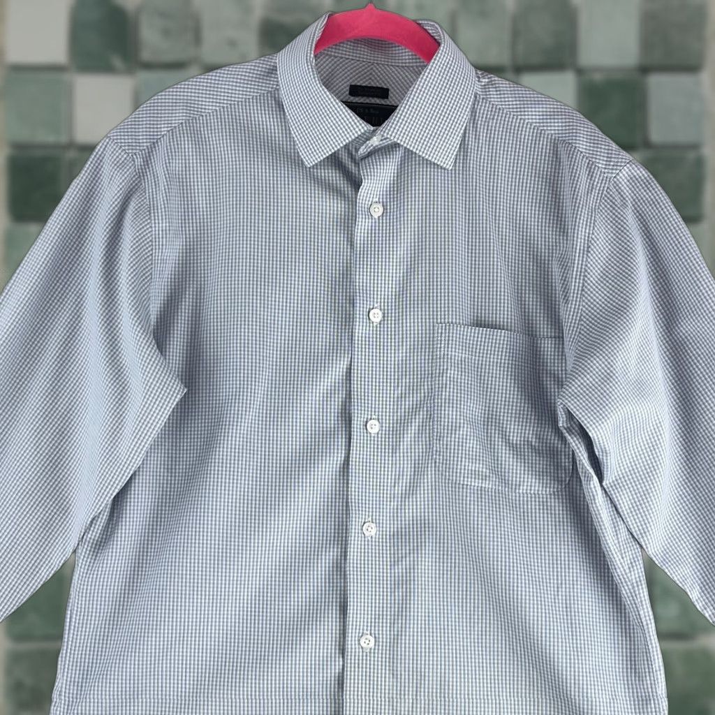 Jos. A. Bank VINTAGE Jos. A. Bank Reserve Button-Up Dress Shirt Mens Medium Slim? Tailored Fit Long Sleeve Size 40R - 1 Thumbnail