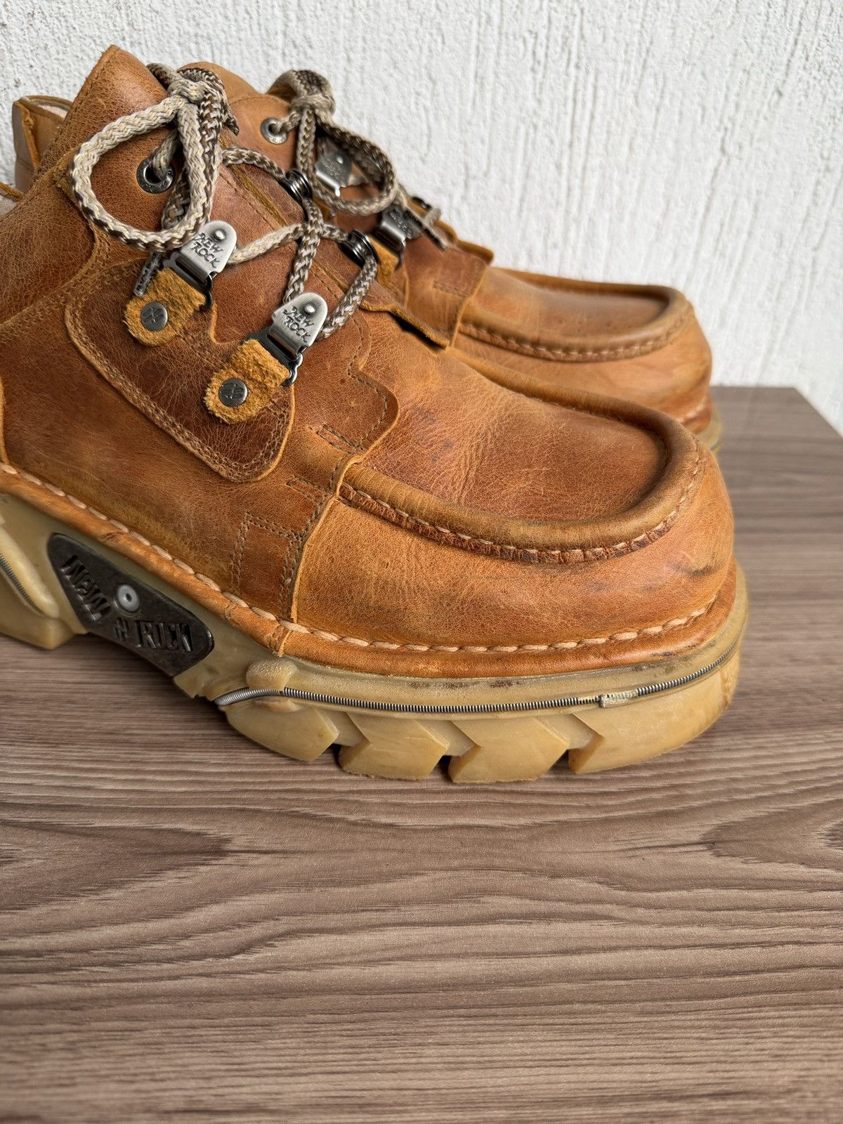 New Rock Vintage platform boots Size US 12 / EU 45 - 4 Thumbnail