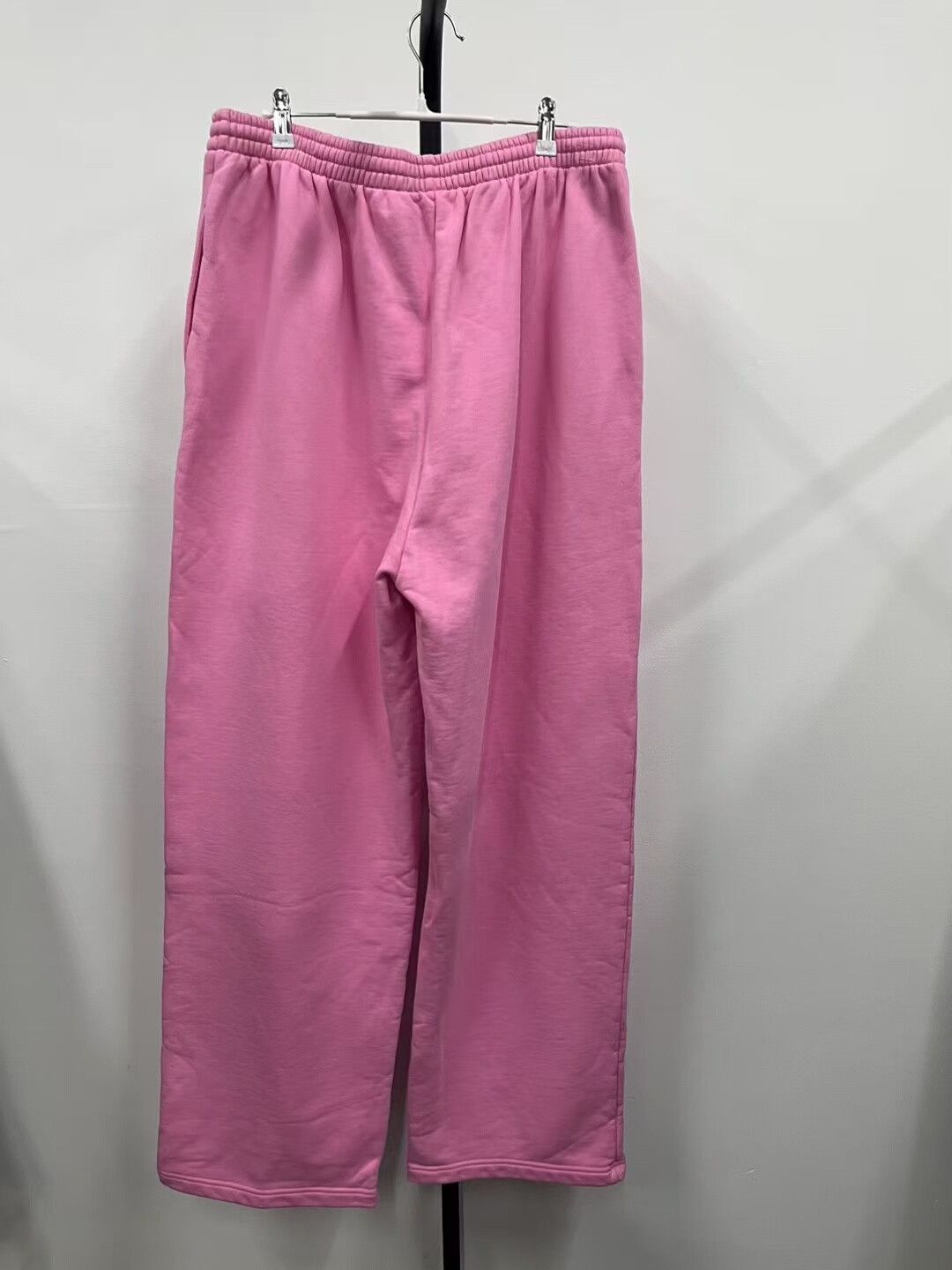 Balenciaga balenciaga pink logo embroidered long pants Size US 28 / EU 44 - 2 Thumbnail