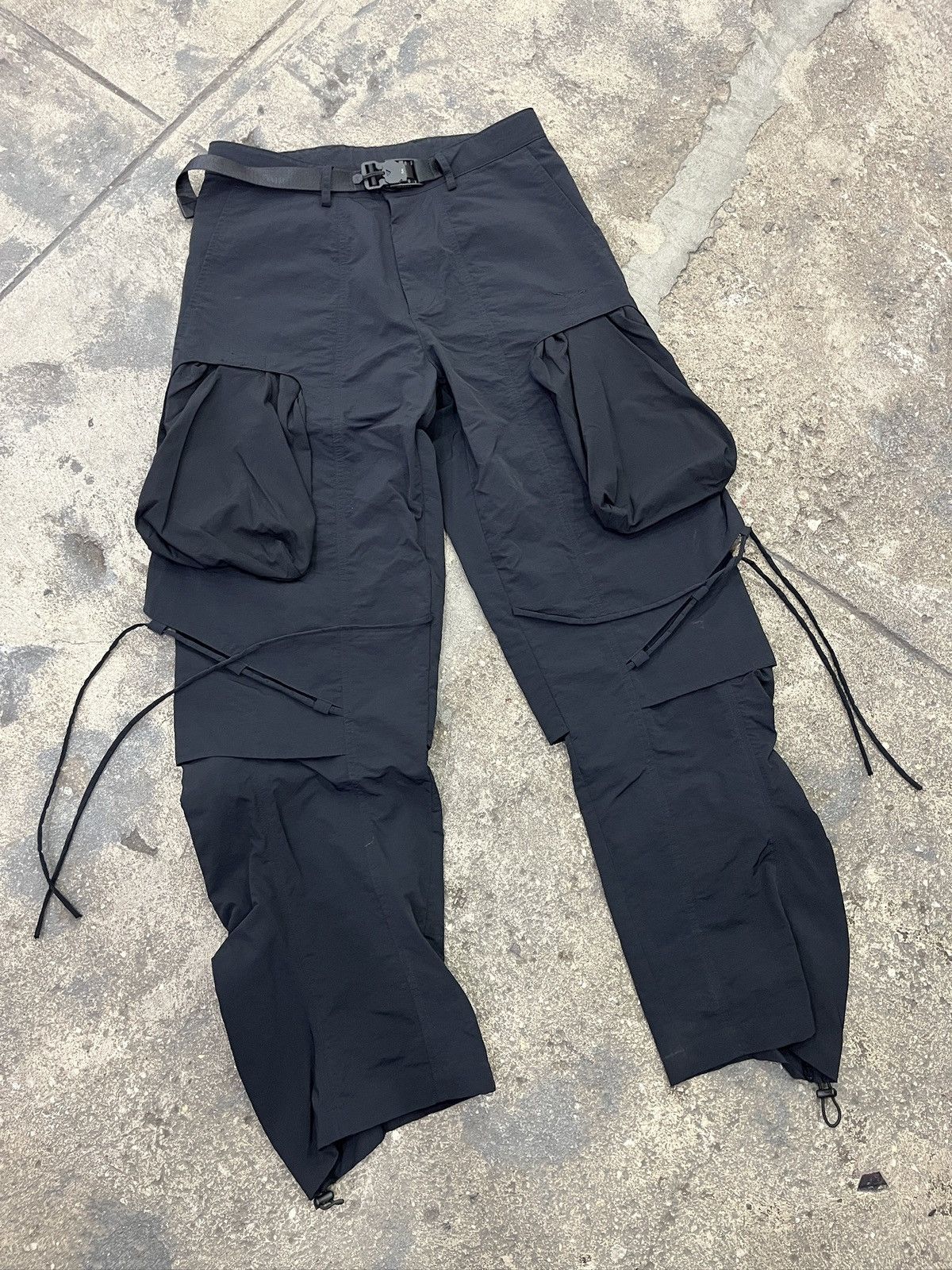 Other Archival Reinvent Multi Bag Cargo Pants (unisex) Size US 31 - 10 Thumbnail