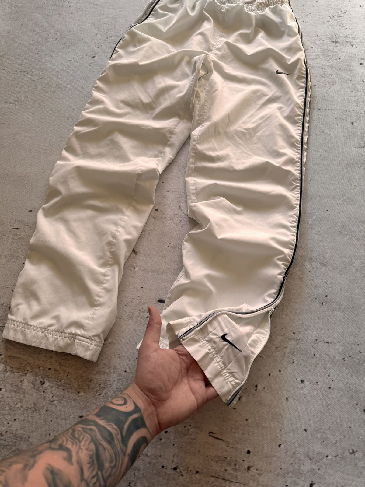 Nike × Vintage NIKE VINTAGE BASIC LOGO OVERSIZE BAGGY PANTS Size US 32 / EU 48 - 5 Thumbnail