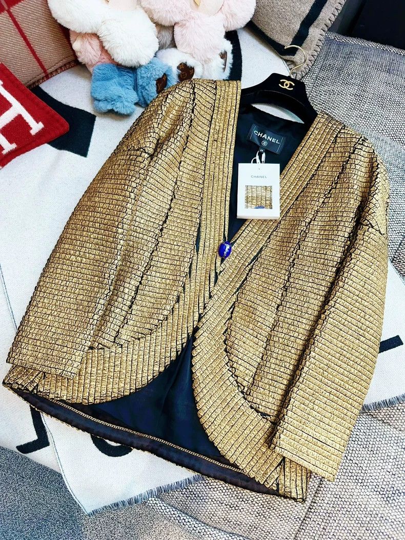 Chanel Chanel 19A Egyptian show gold braided jacket Size XS / US 0-2 / IT 36-38 - 3 Thumbnail