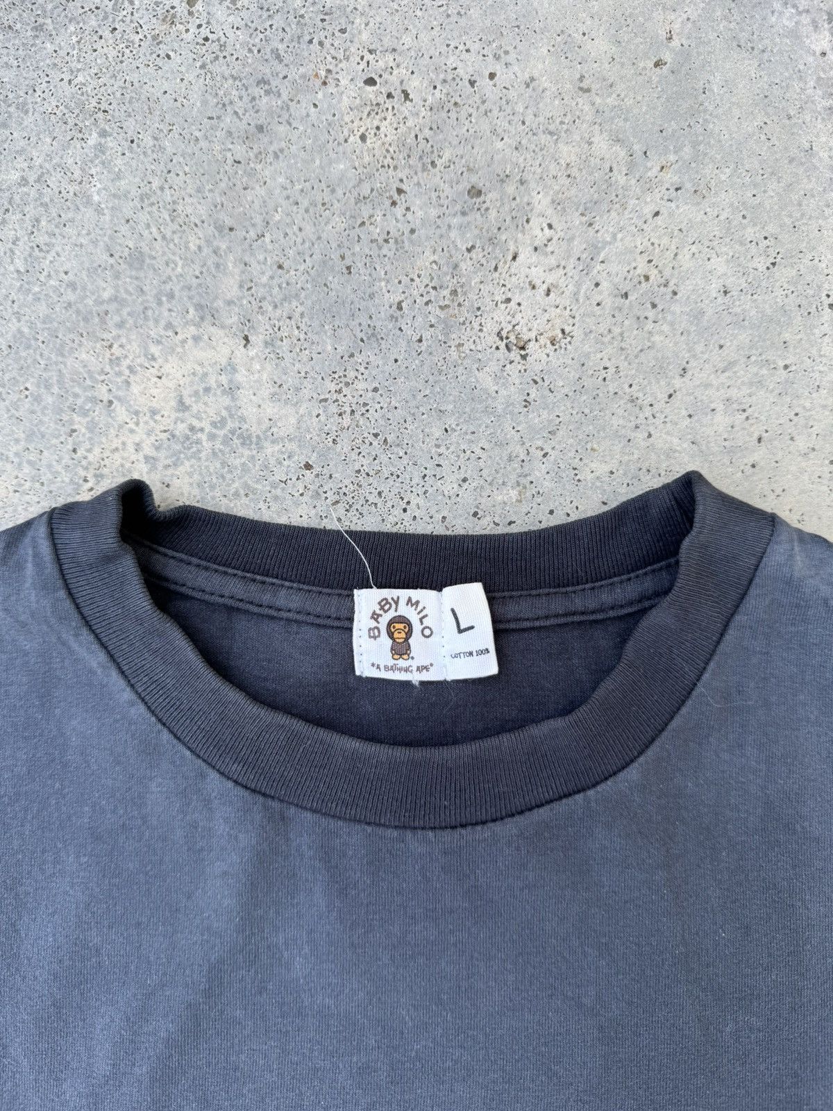 Bape Sun Faded Vintage 2002 Bape Baby Milo Mirror Prints Size US L / EU 52-54 / 3 - 10 Thumbnail