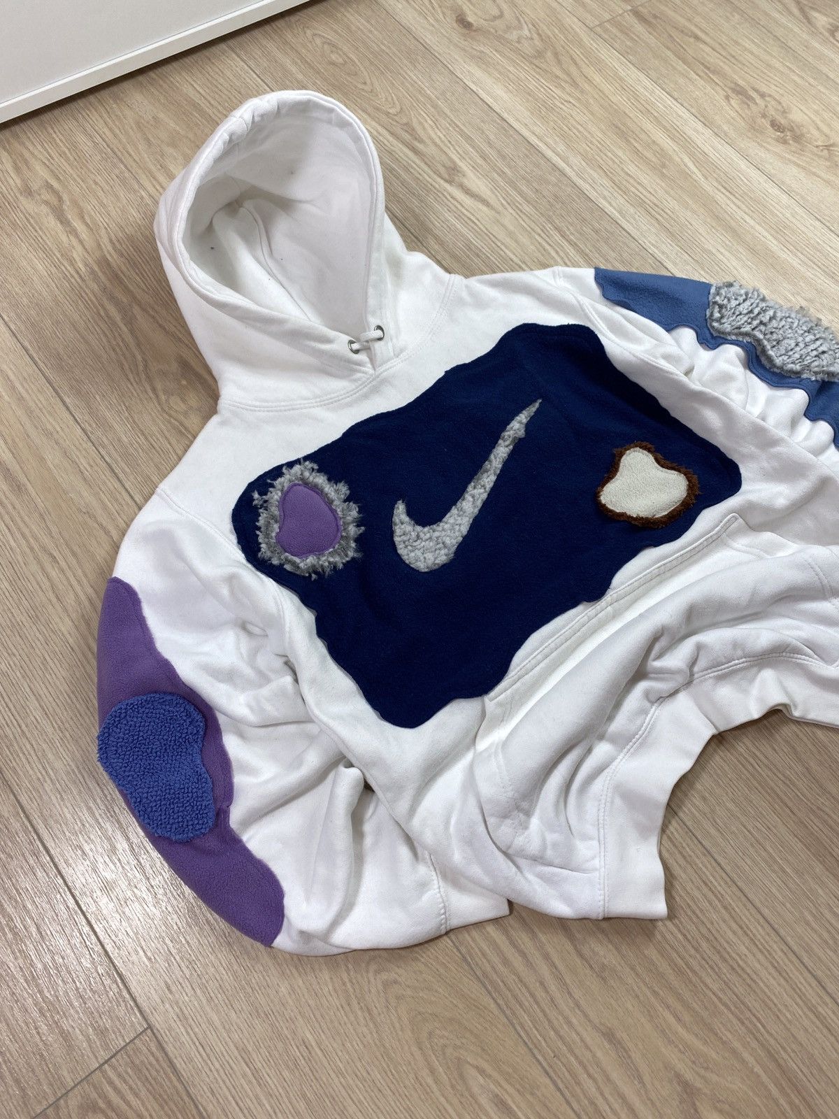 Nike × Vintage Vintage Nike Custom UFO Center Swoosh Oversize Hoodie Y2K UK Size US S / EU 44-46 / 1 - 5 Thumbnail