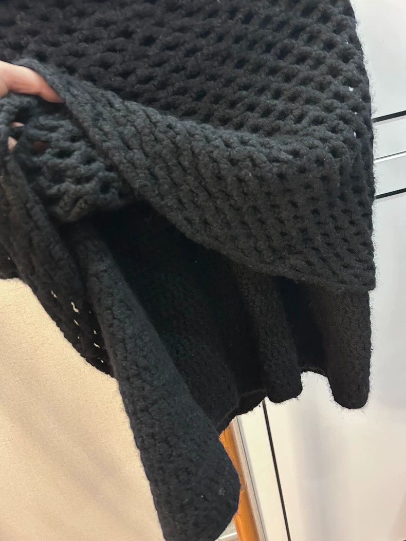 Comme des Garcons Comme Des Garcons Wool knitted cape shawl 2503-Nextarrow Size S / US 4 / IT 40 - 7 Thumbnail