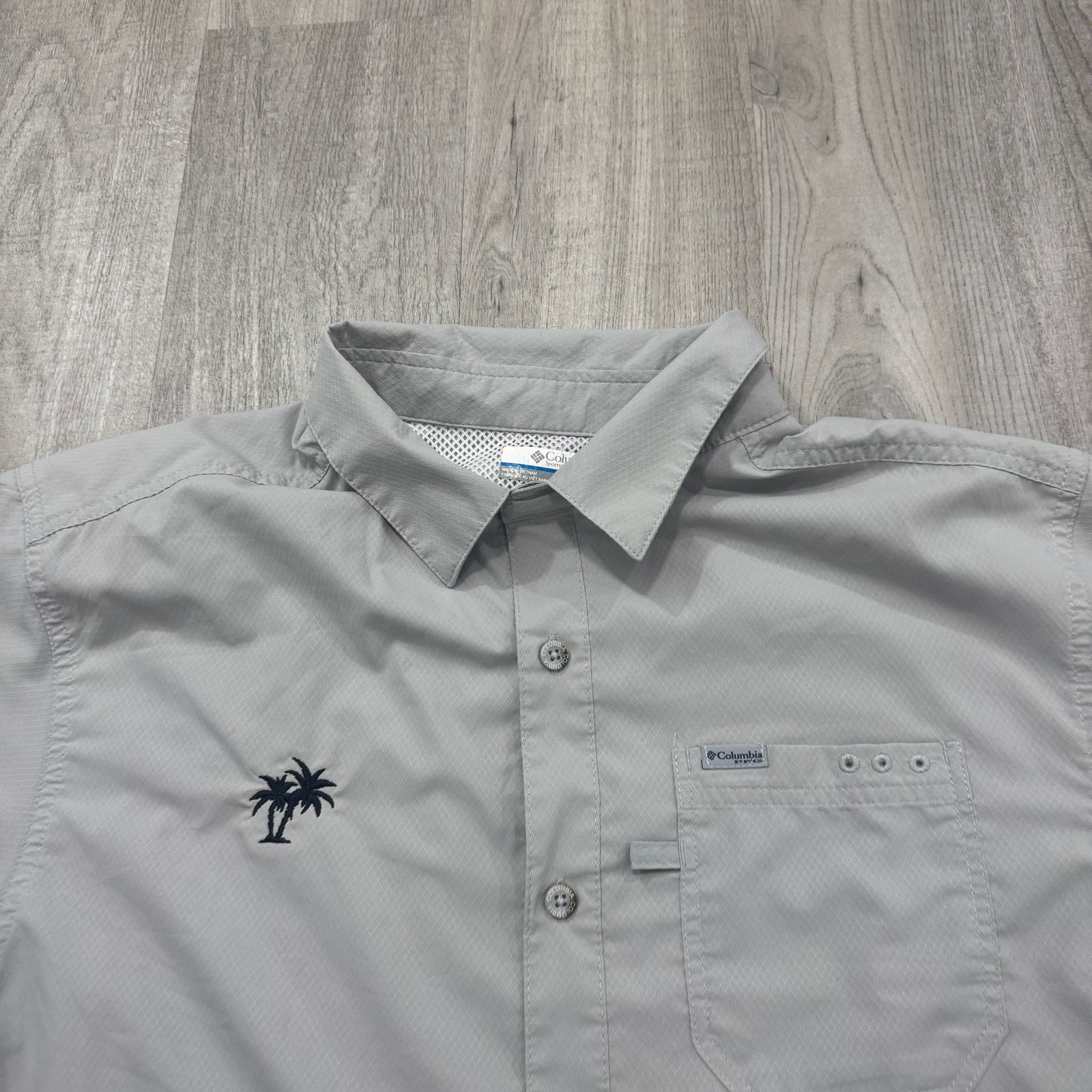 Columbia Columbia PFG Shirt Men's Large Gray Lightweight Vented Size US L / EU 52-54 / 3 - 3 Thumbnail