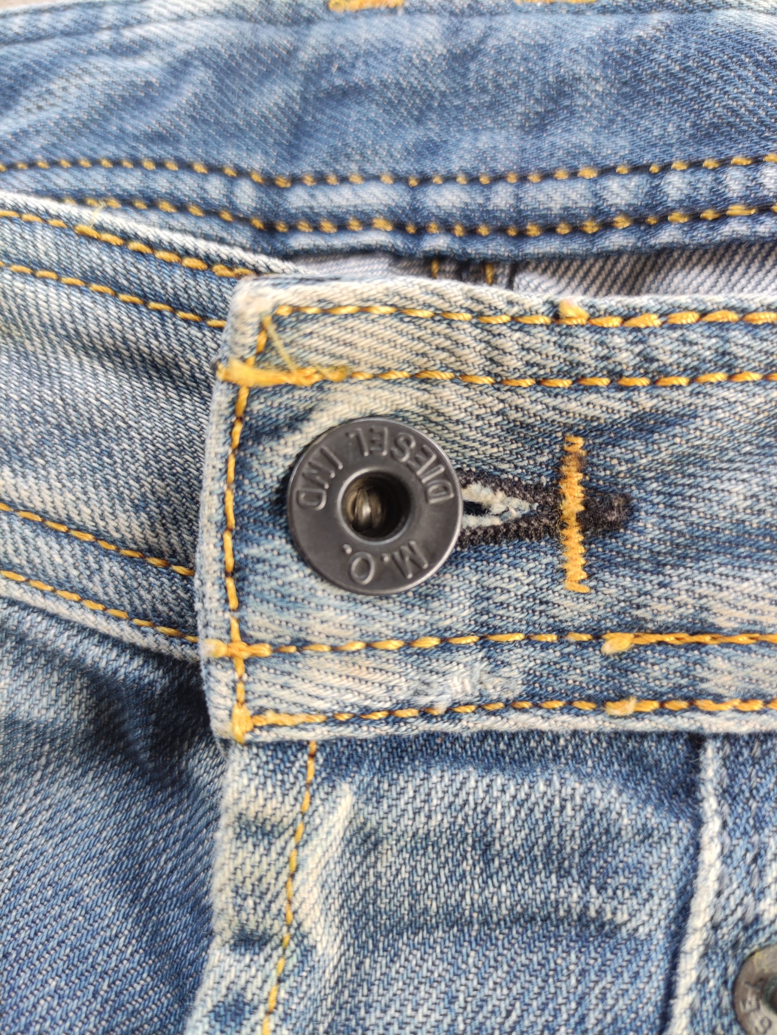 Diesel Vintage Diesel Timmen Button Jean Distressed Faded Size US 33 - 7 Thumbnail