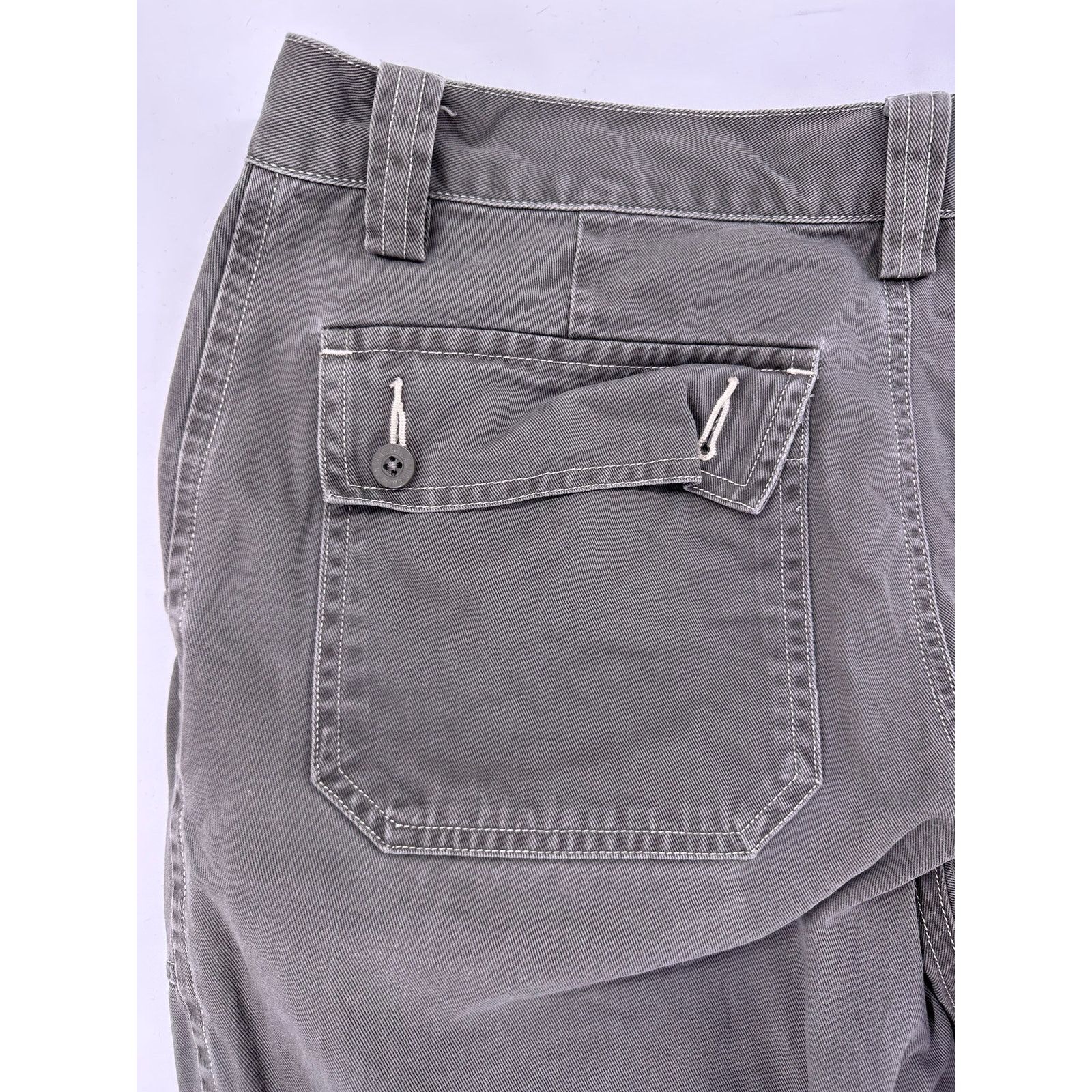 American Eagle Outfitters American Eagle Outfitters Cargo khakis Size 10 Size 32" / US 10 / IT 46 - 12 Thumbnail
