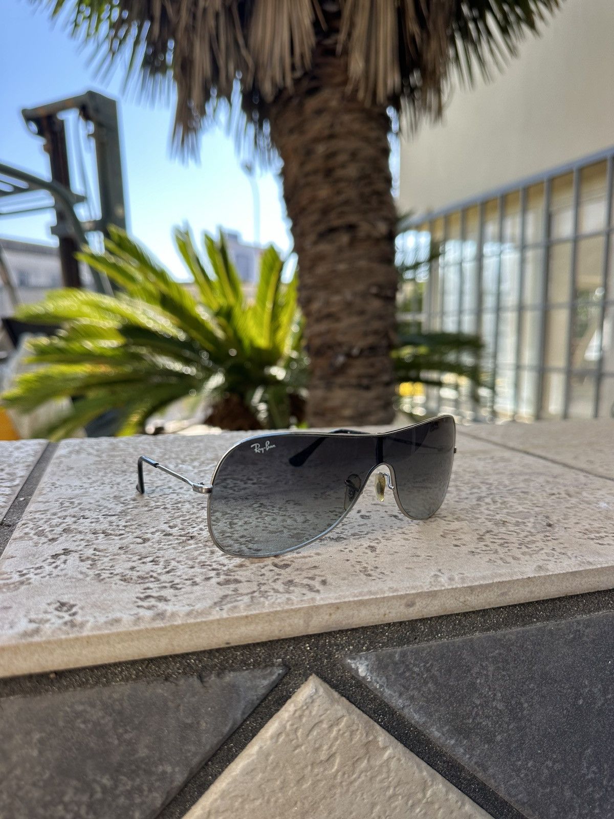 RayBan RayBan Sunglasses Grey RB3211 Size ONE SIZE - 1 Thumbnail