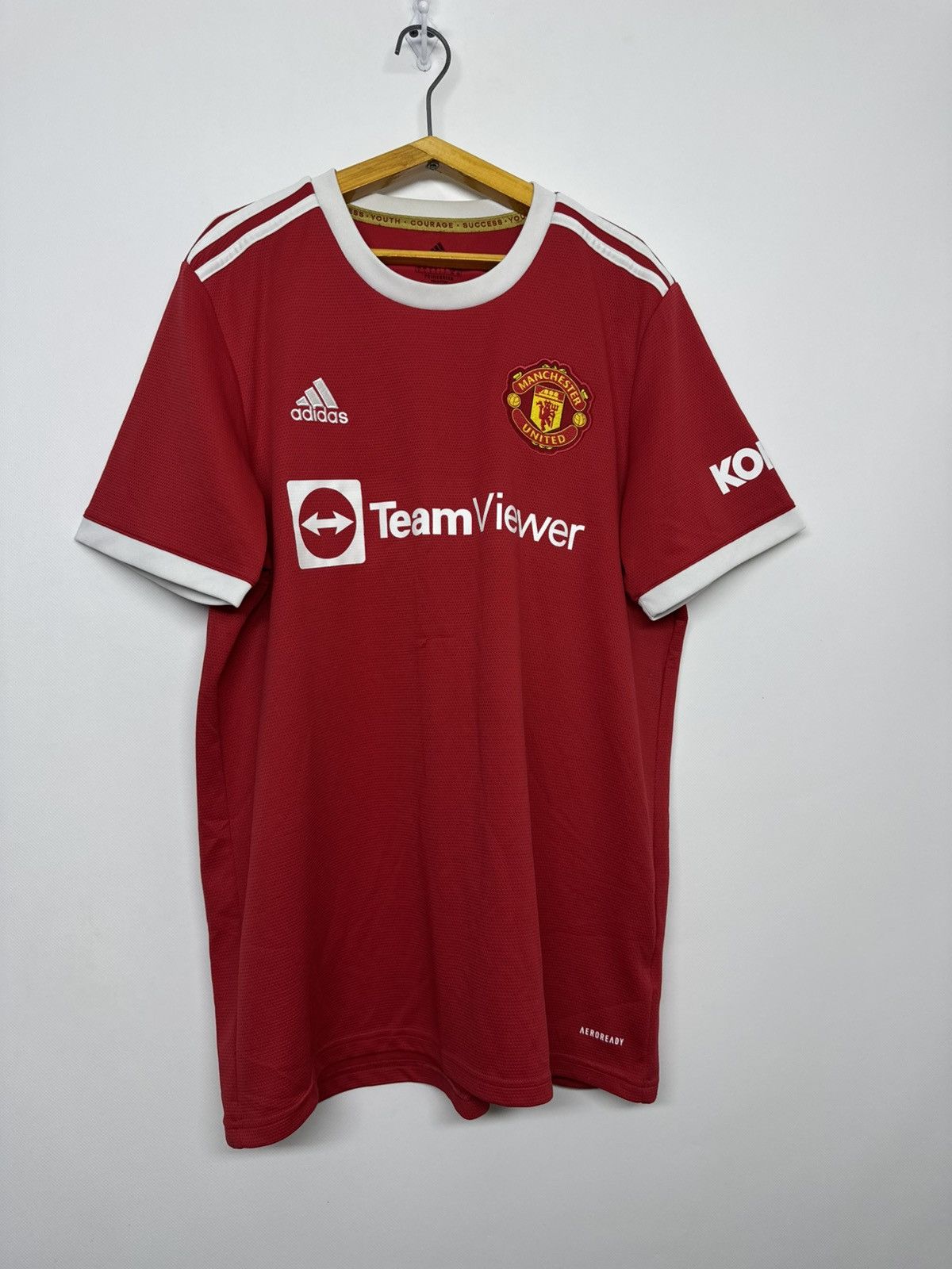 Adidas Manchester United 2021/2022 home football shirt Size US L / EU 52-54 / 3 - 2 Thumbnail