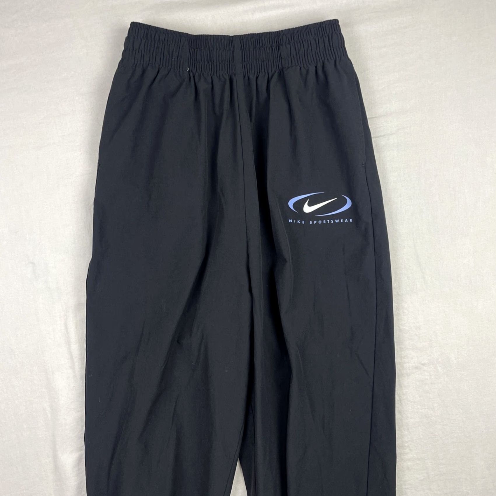 Nike Nike Joggers Womens Small Sportswear Baggy Swoosh Woven Pants Black FN7700 010 Size 26" / US 2 / IT 38 - 2 Thumbnail