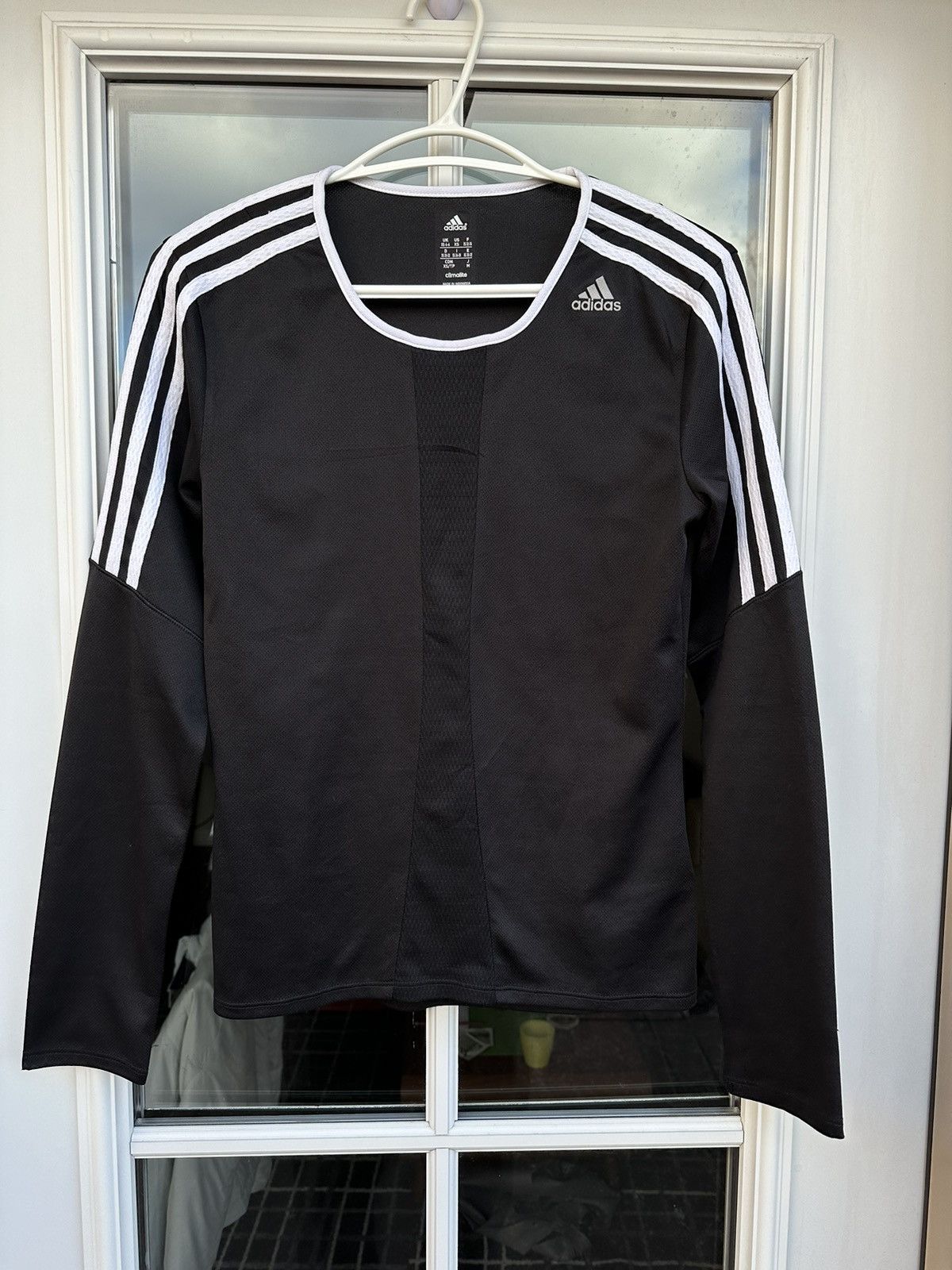 Adidas Vintage Adidas Striped logo long sleeve climalite t-shirt Size US S / EU 44-46 / 1 - 1 Thumbnail