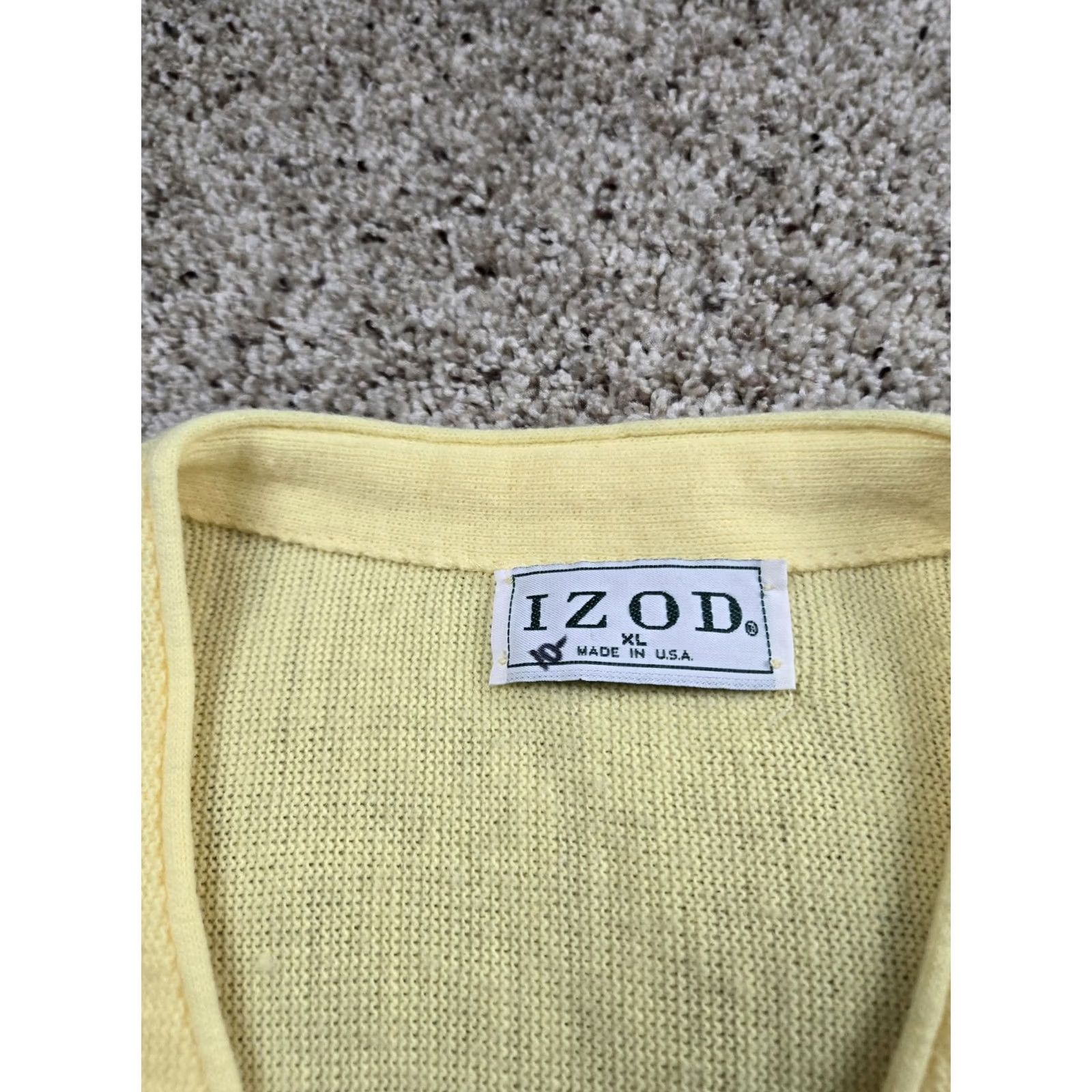 Izod VINTAGE IZOD Sweater Cardigan Mens XL Yellow USA Crest Logo 80s Acrylic Knit V-Neck Long Sleeve Button Size US XL / EU 56 / 4 - 5 Thumbnail