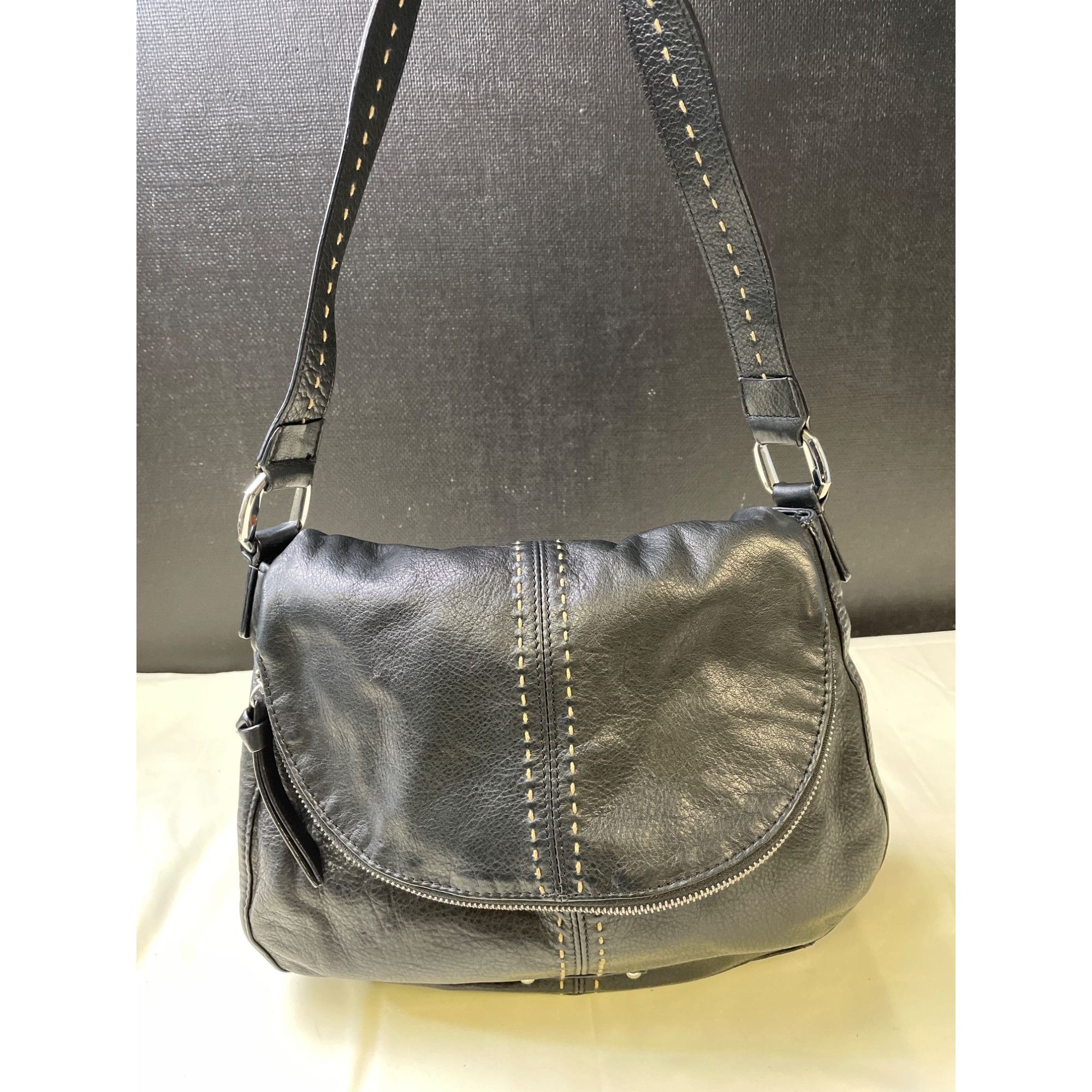 Other B Makowsky Women's Black Pebble Leather Pick Stitch Shoulder Size ONE SIZE - 1 Thumbnail