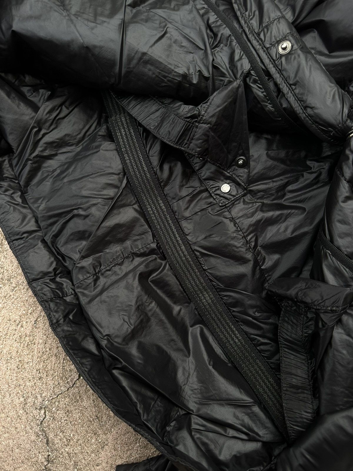 Moncler Moncler Black Nylon Jacket 1 size Size US S / EU 44-46 / 1 - 9 Thumbnail