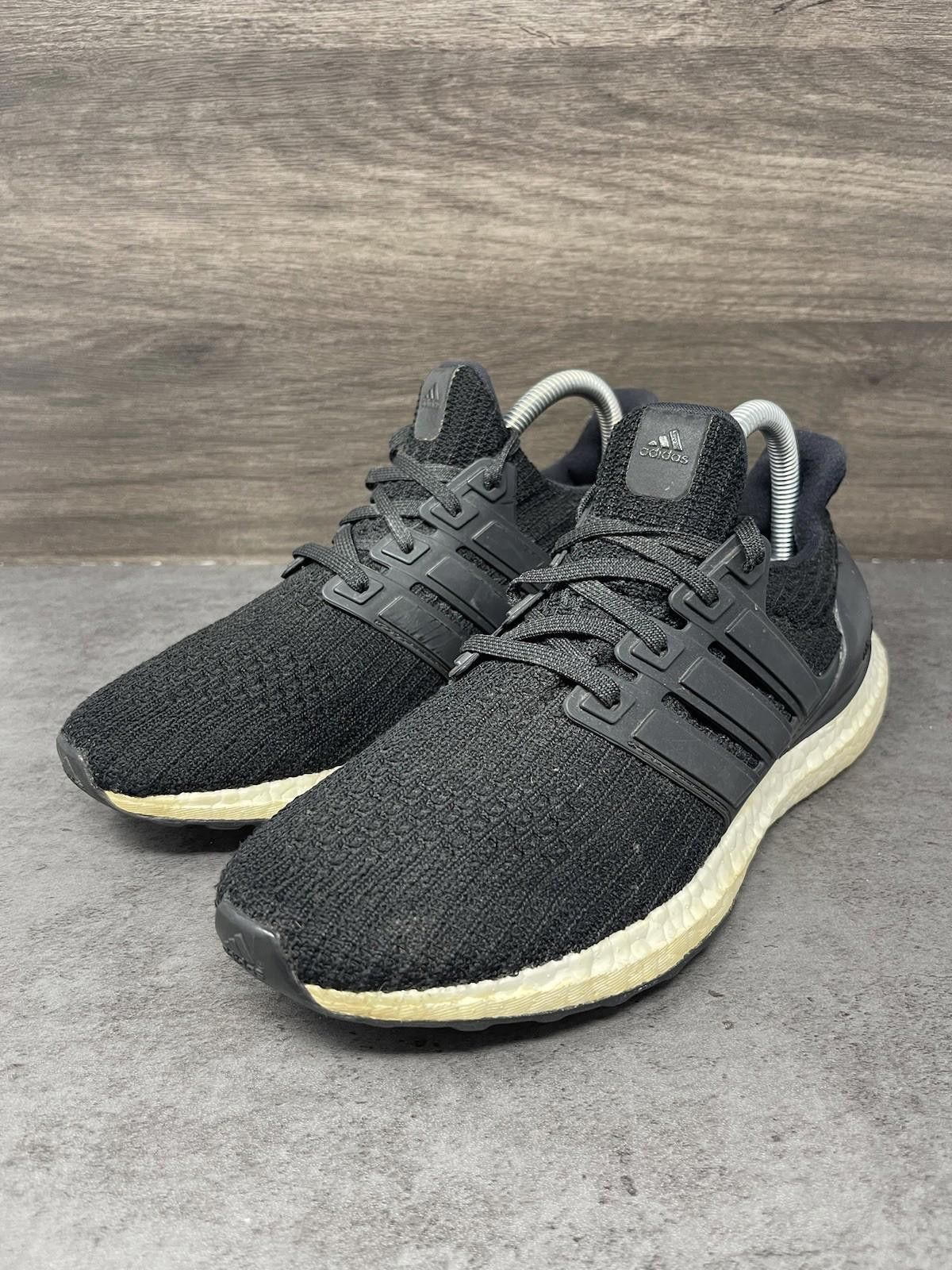 Adidas Adidas Ultraboost 4.0 Running Shoes Womens Size 7.5 Core Size US 7.5 / IT 37.5 - 3 Thumbnail