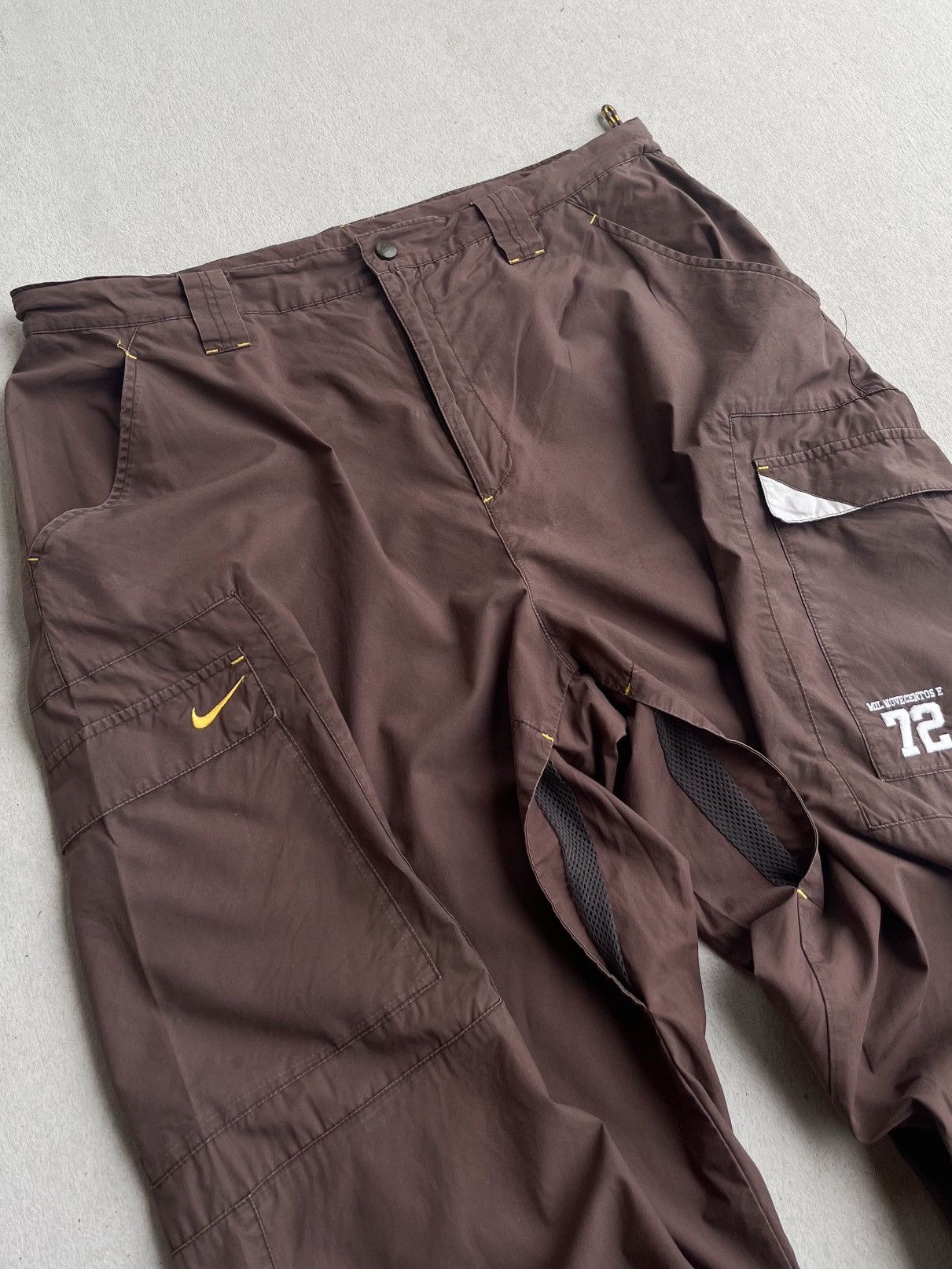 Nike Vtg Nike 1972 Liga oficial do pais wide leg cargo pants Size US 36 / EU 52 - 9 Thumbnail
