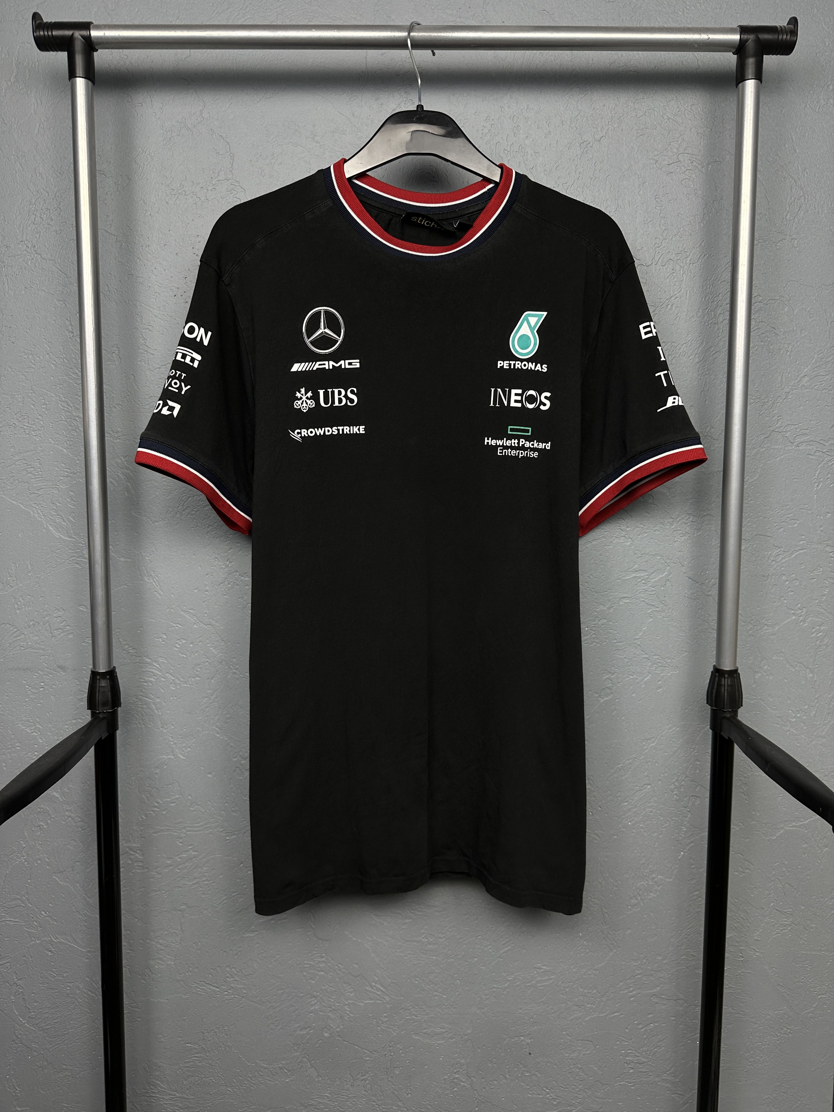 Mercedes-Benz Mercedes Benz AMG Petronas Team Mens T-Shirt Size US XL / EU 56 / 4 - 1 Thumbnail