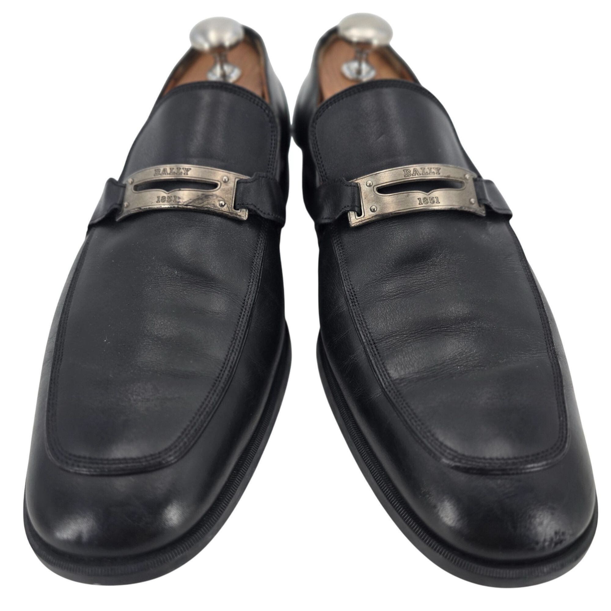 Bally Bally Switzerland Men's size 7D Black Leather Logo Plate Bit Size US 7 / EU 40 - 8 Thumbnail