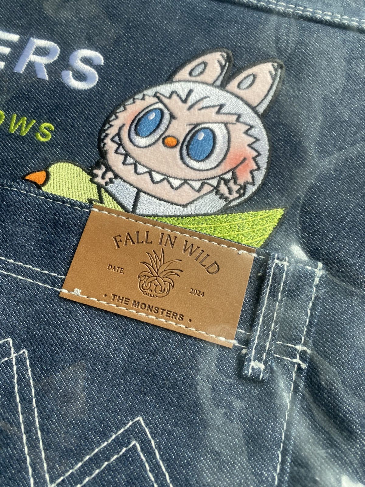 POP MART LABUBU - THE MONSTERS FALL IN WILD SERIES Denim bag Size ONE SIZE - 3 Thumbnail