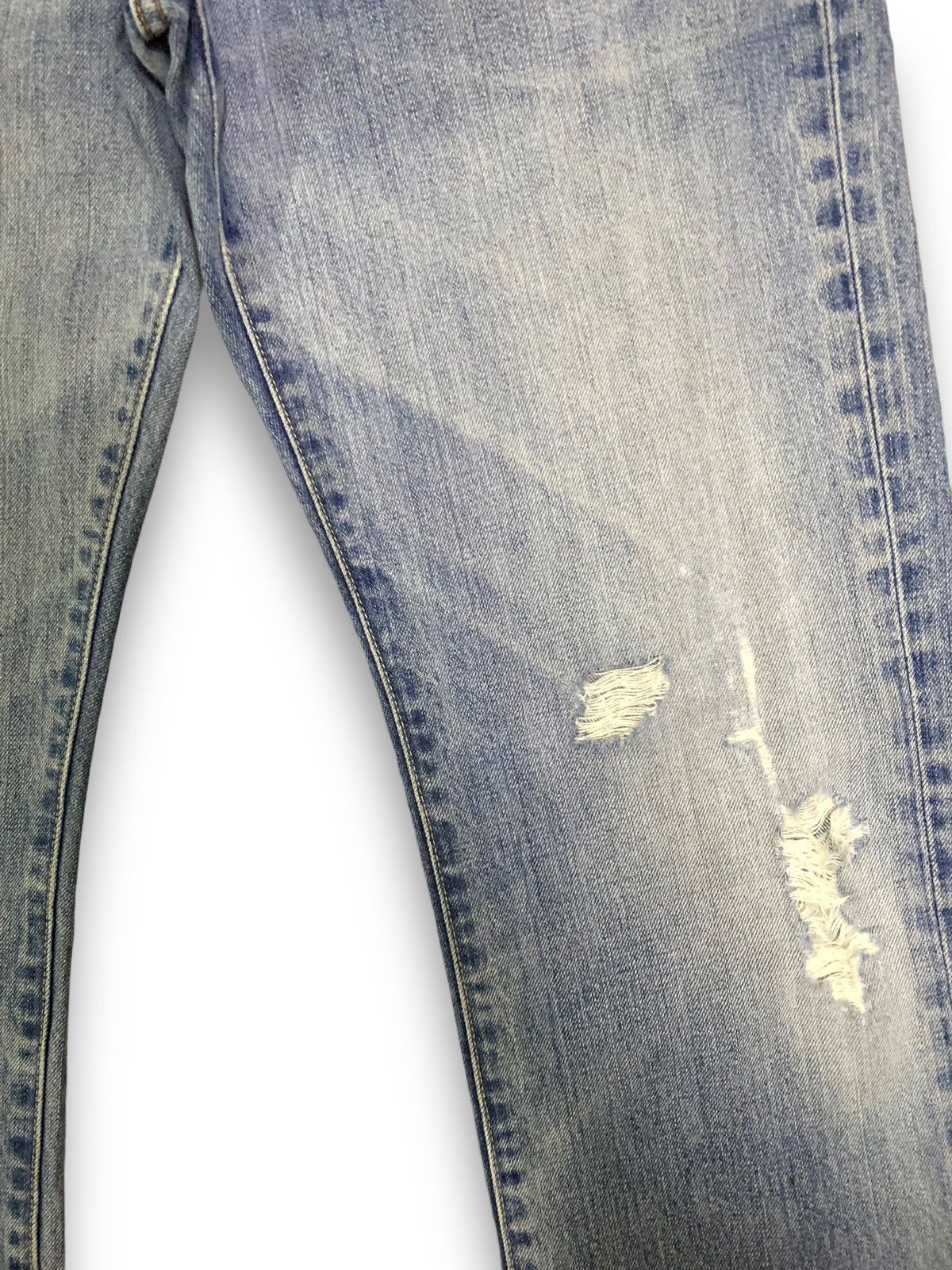 Undercover × Uniqlo Vintage Uniqlo UJ S002 Dirty Blue Wash Distressed Jeans Size US 32 / EU 48 - 9 Thumbnail
