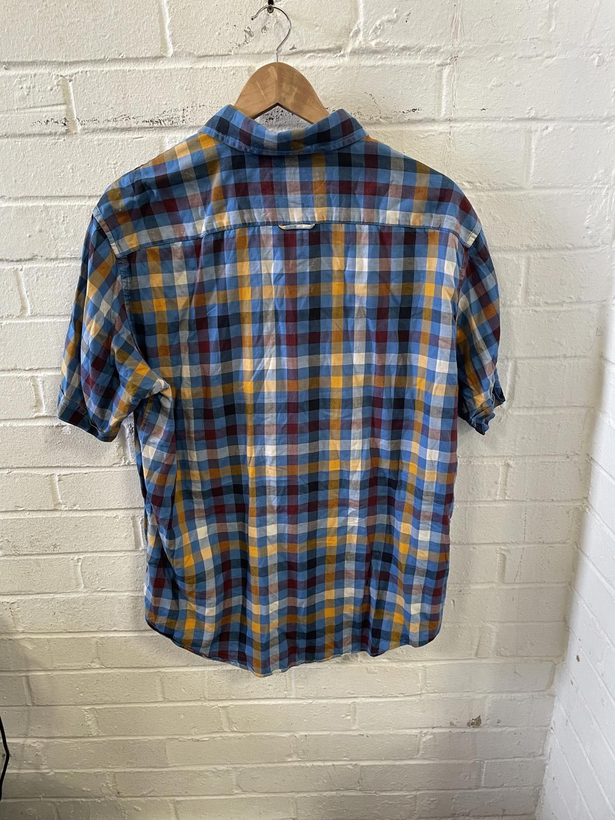 The North Face The North Face Men's Short Sleeve Button-Up Shirt Plaid Size US M / EU 48-50 / 2 - 2 Thumbnail