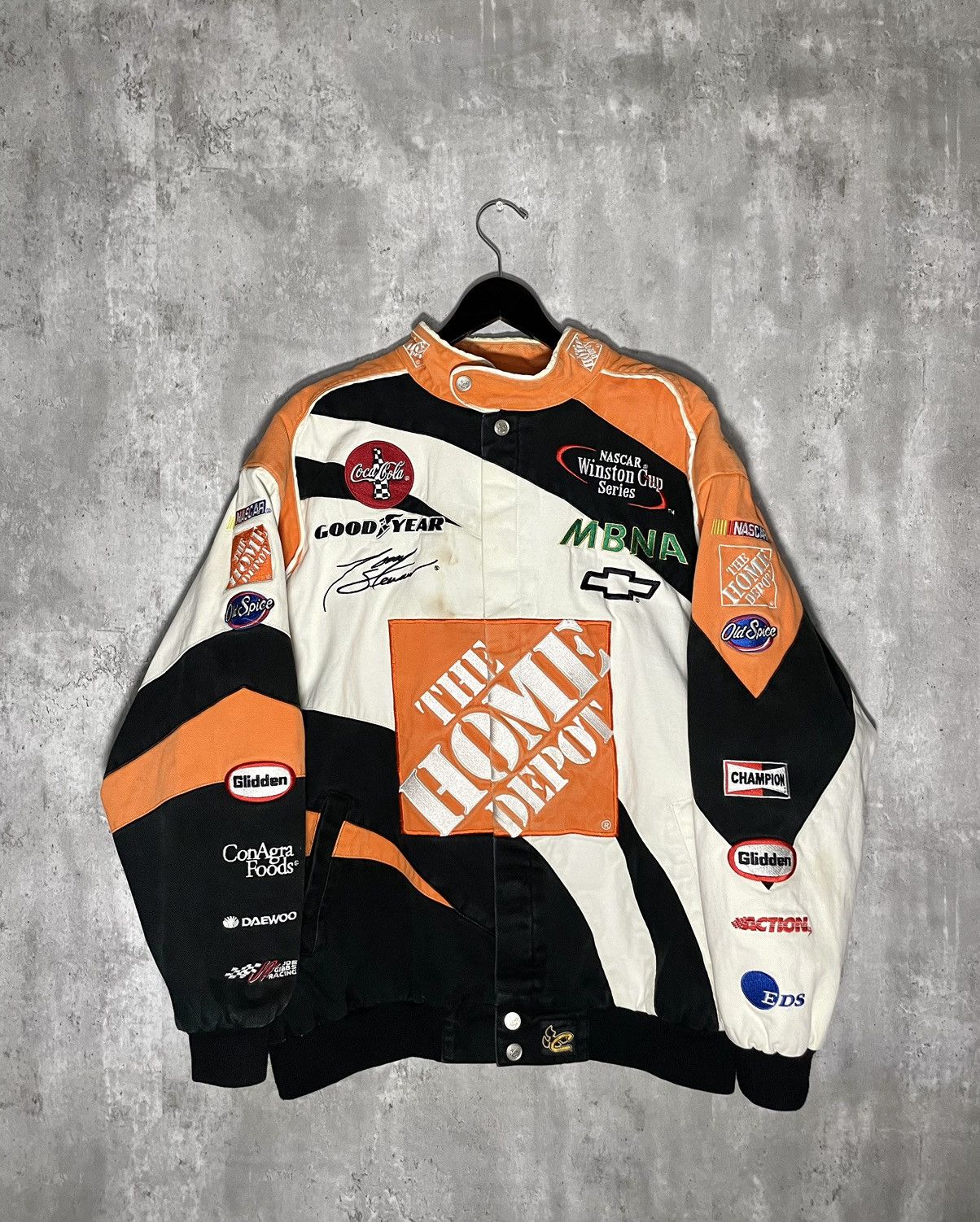 image of VTG Chase Authentics Tony Stewart Home Depot Nascar Jacket in White, Men's (Size XL)