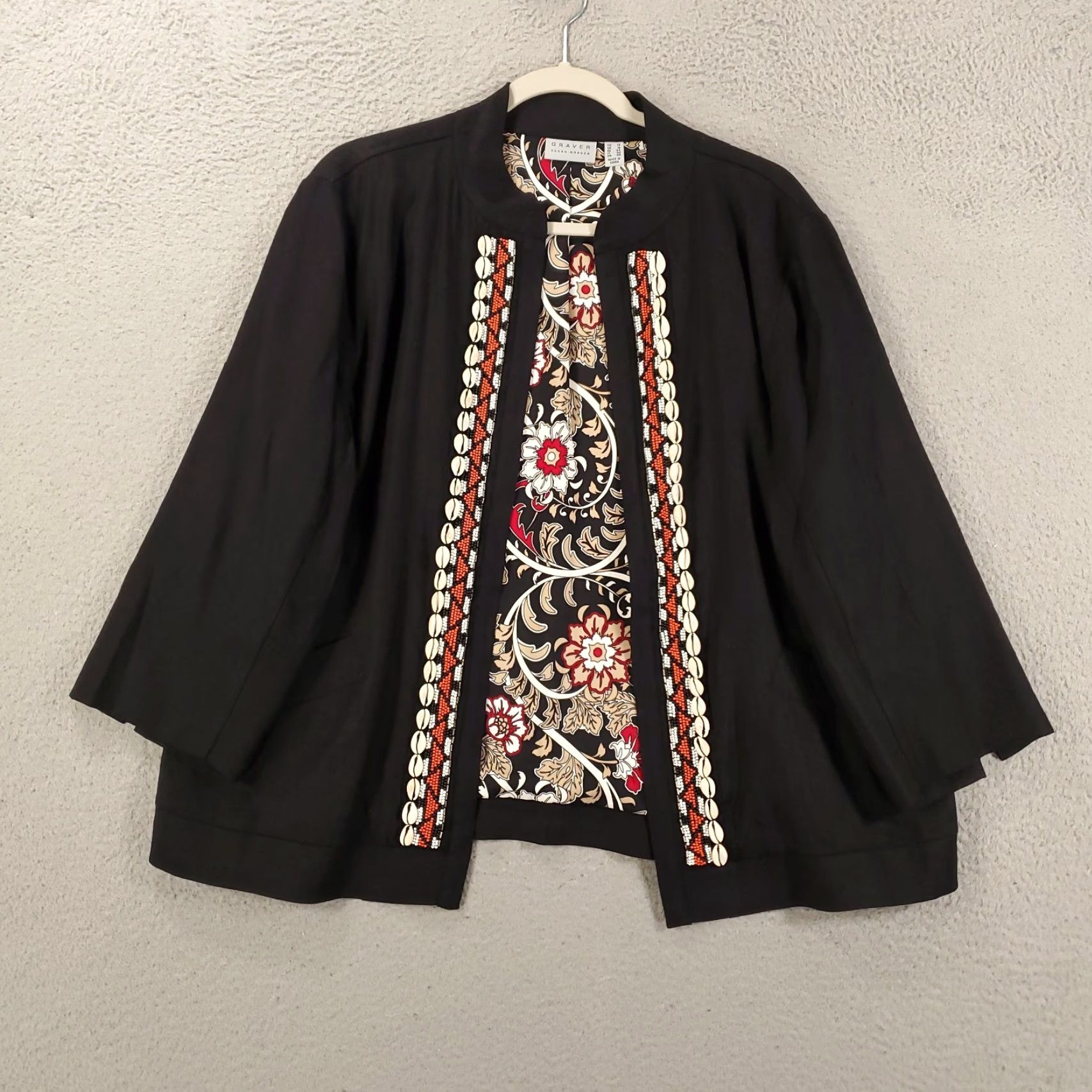Vintage Susan Graver Cardigan Womens Size 14 Black Solid Knit Long Sleeve with Puka Shell Trim Size XL / US 12-14 / IT 48-50 - 2 Thumbnail