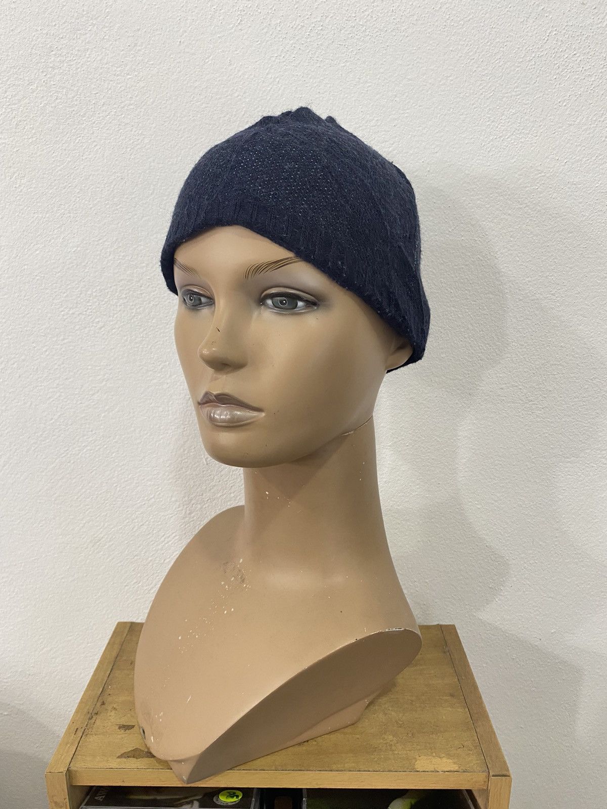 Lacoste 💥VINTAGE LACOSTE Beanie Logo Bulgaria hat Size ONE SIZE - 3 Thumbnail
